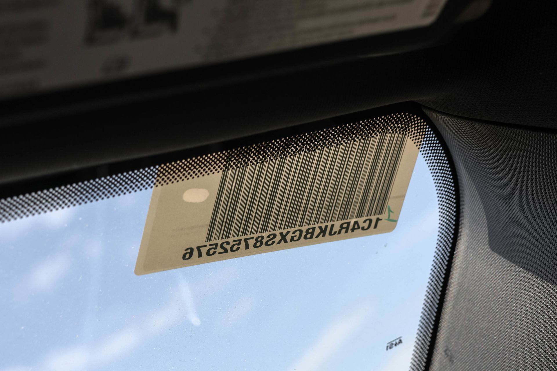 2025 JEEP GRAND CHEROKEE L - Image 33