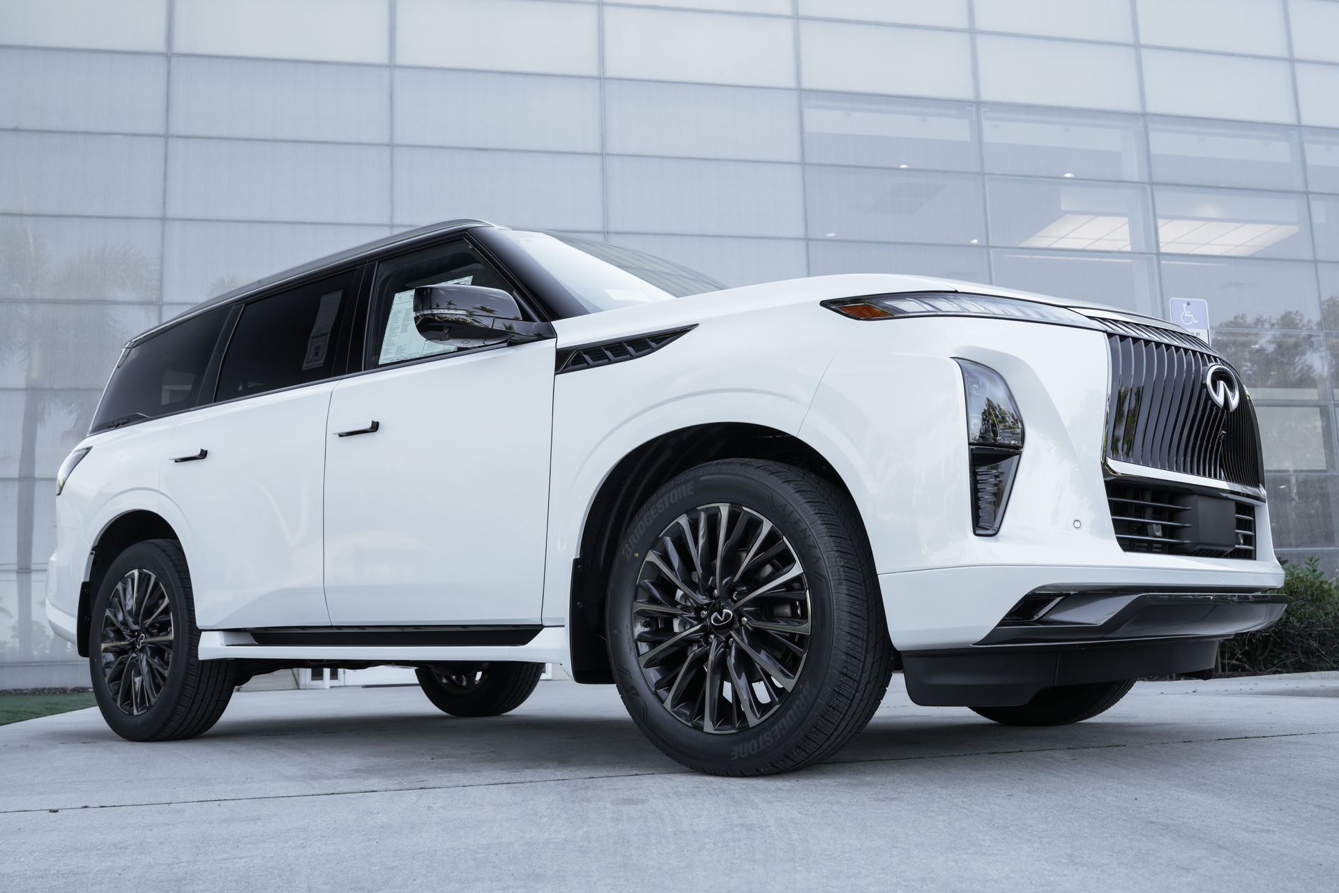 2026 INFINITI QX80 AUTOGRAPH