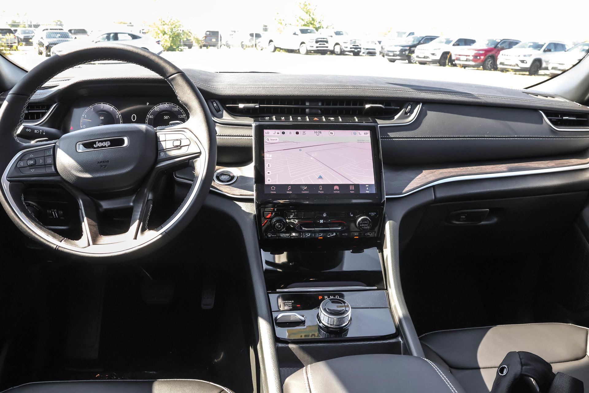 2025 JEEP GRAND CHEROKEE - Image 15