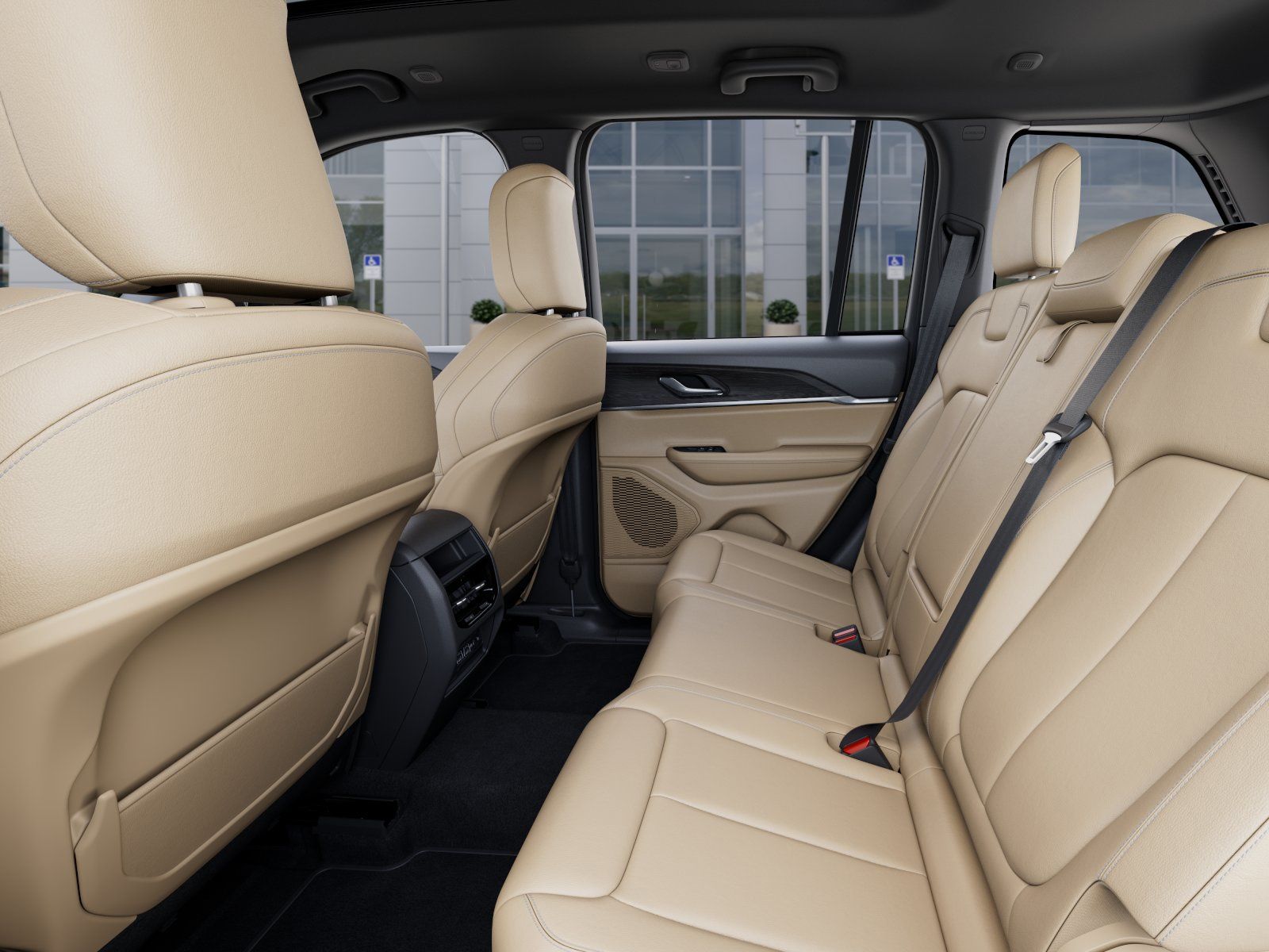 2025 JEEP GRAND CHEROKEE - Image 32