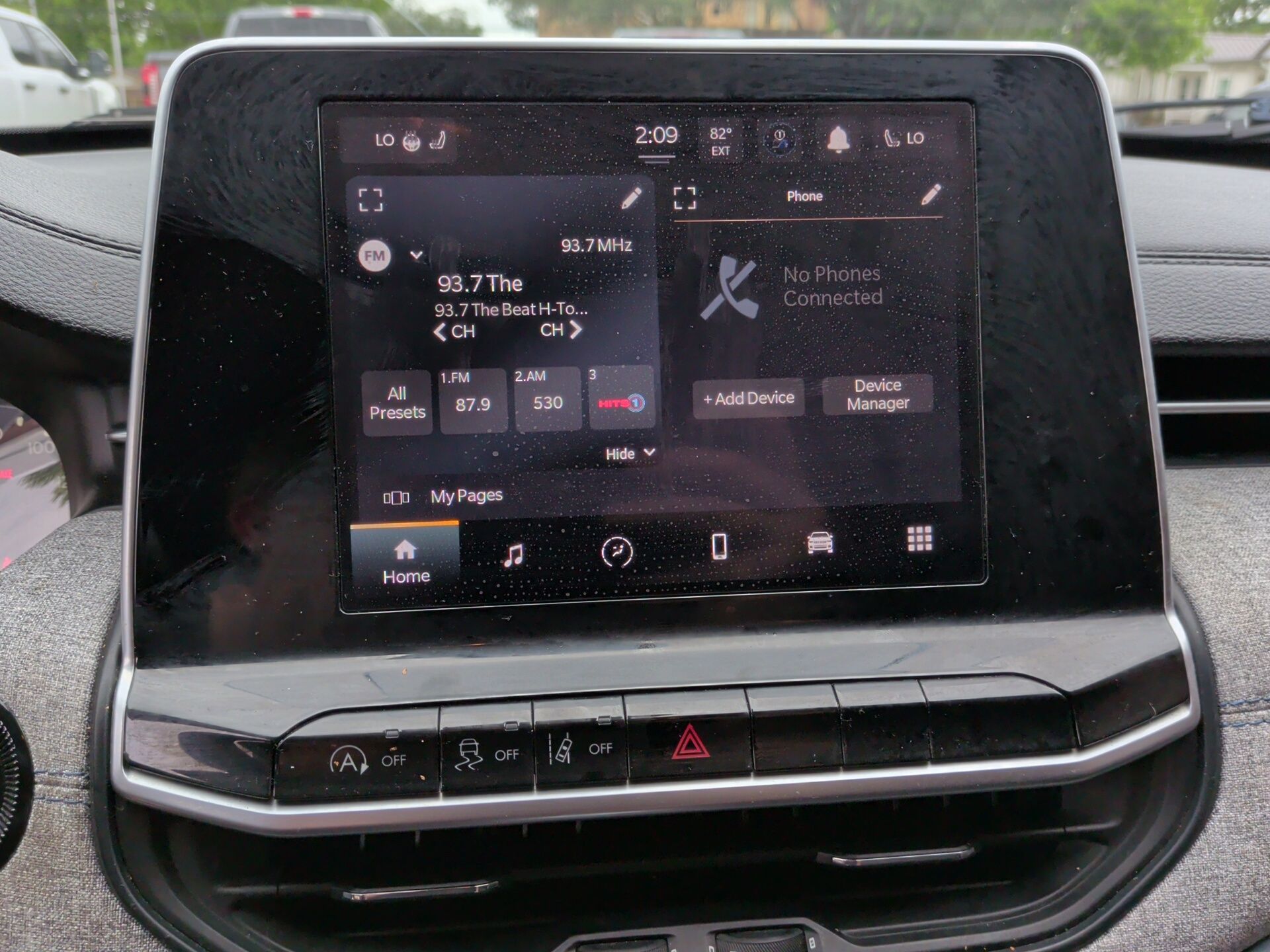 2022 Jeep Compass Latitude Red at AutoSavvy Houston Northwest