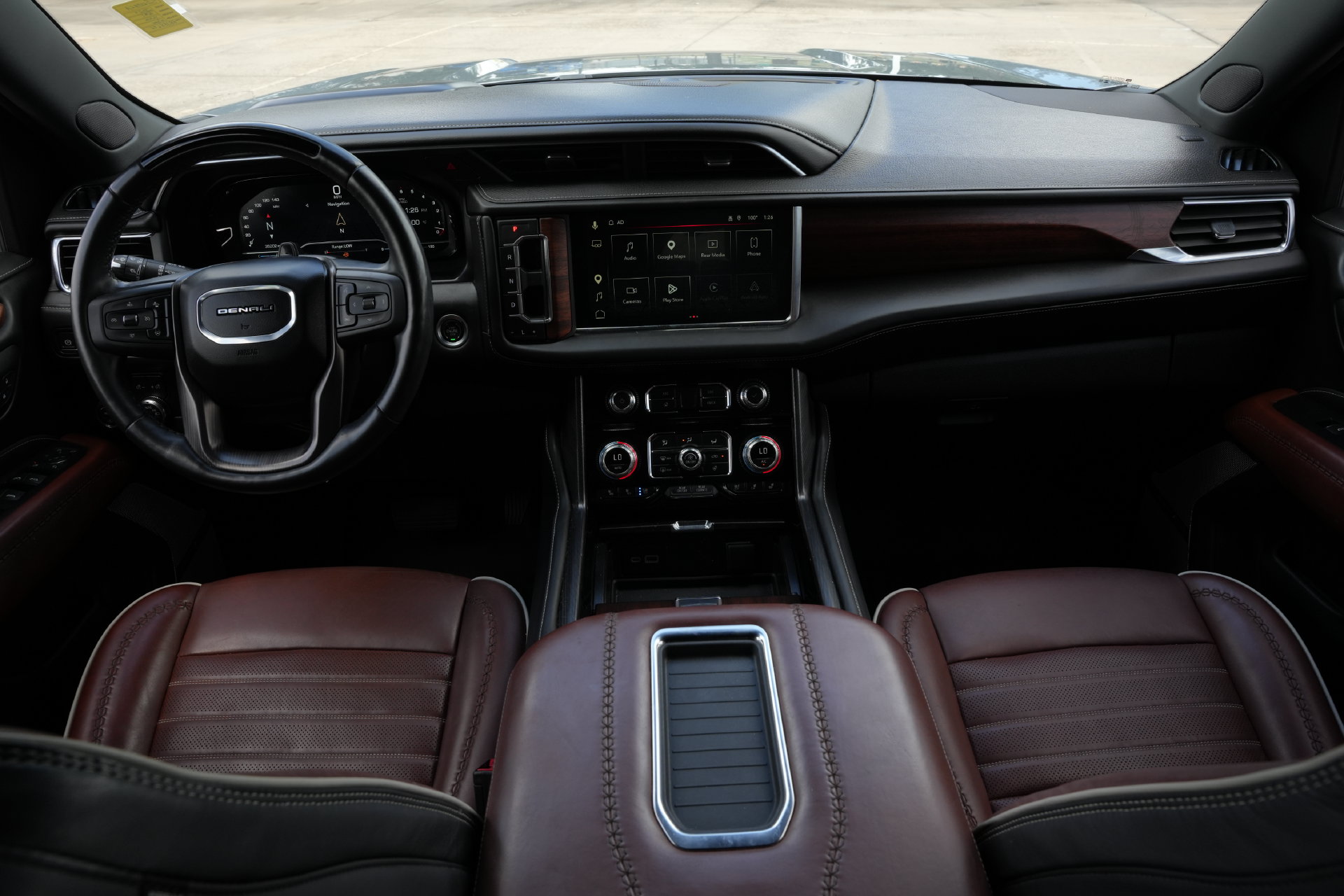 2024 GMC Yukon Denali Ultimate Silver at Big Star Buick GMC