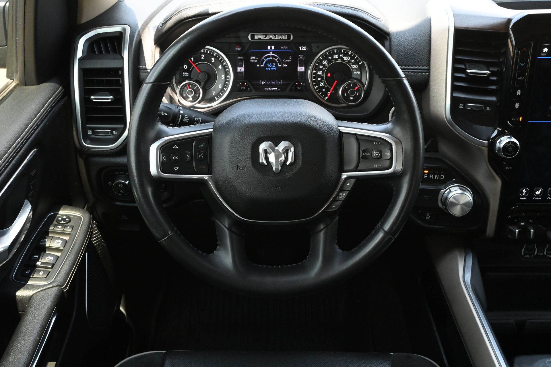 2021 Ram 1500 Laramie - 10