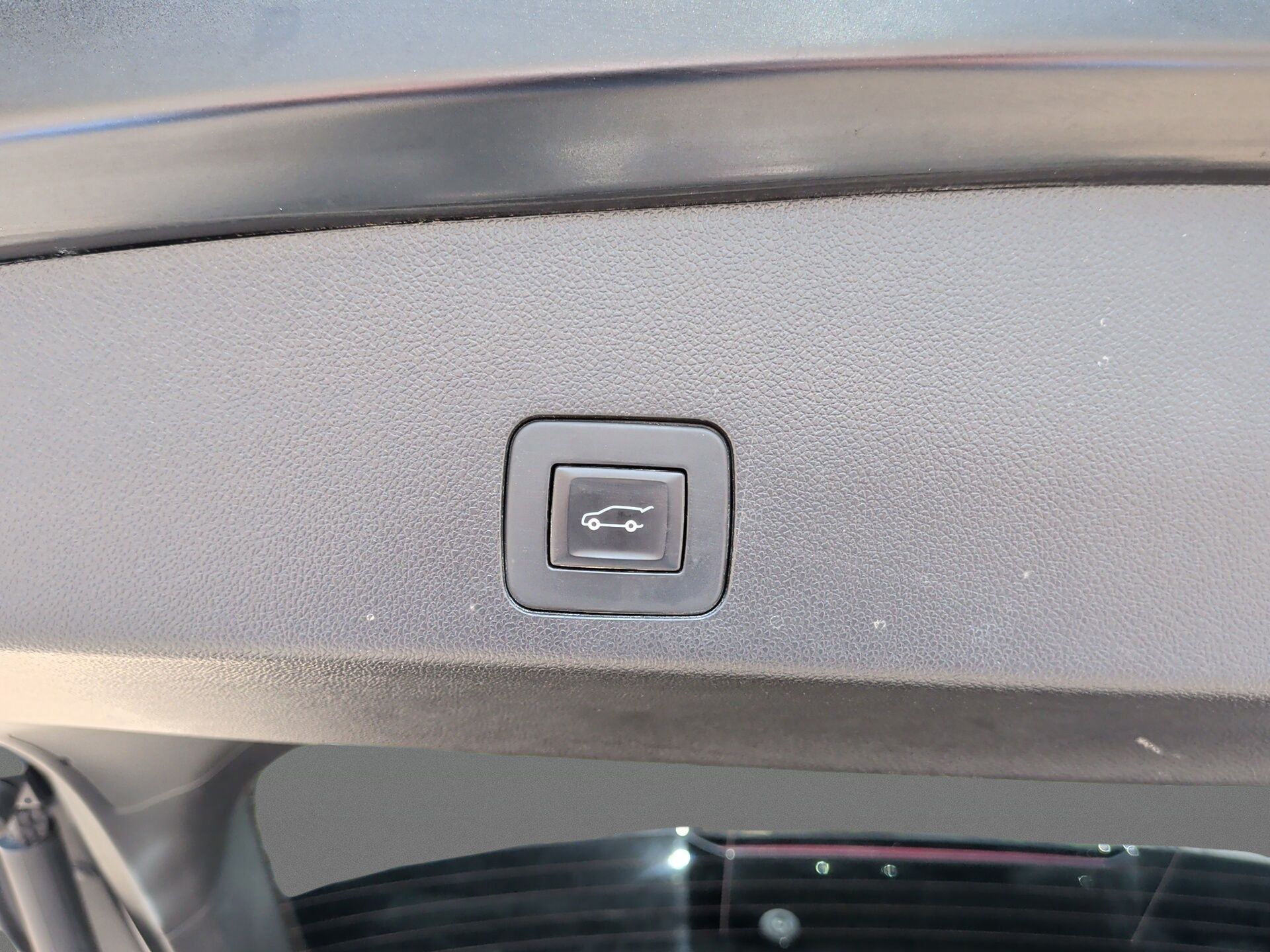 2021 Buick Encore GX Essence Black at Big Star Buick GMC