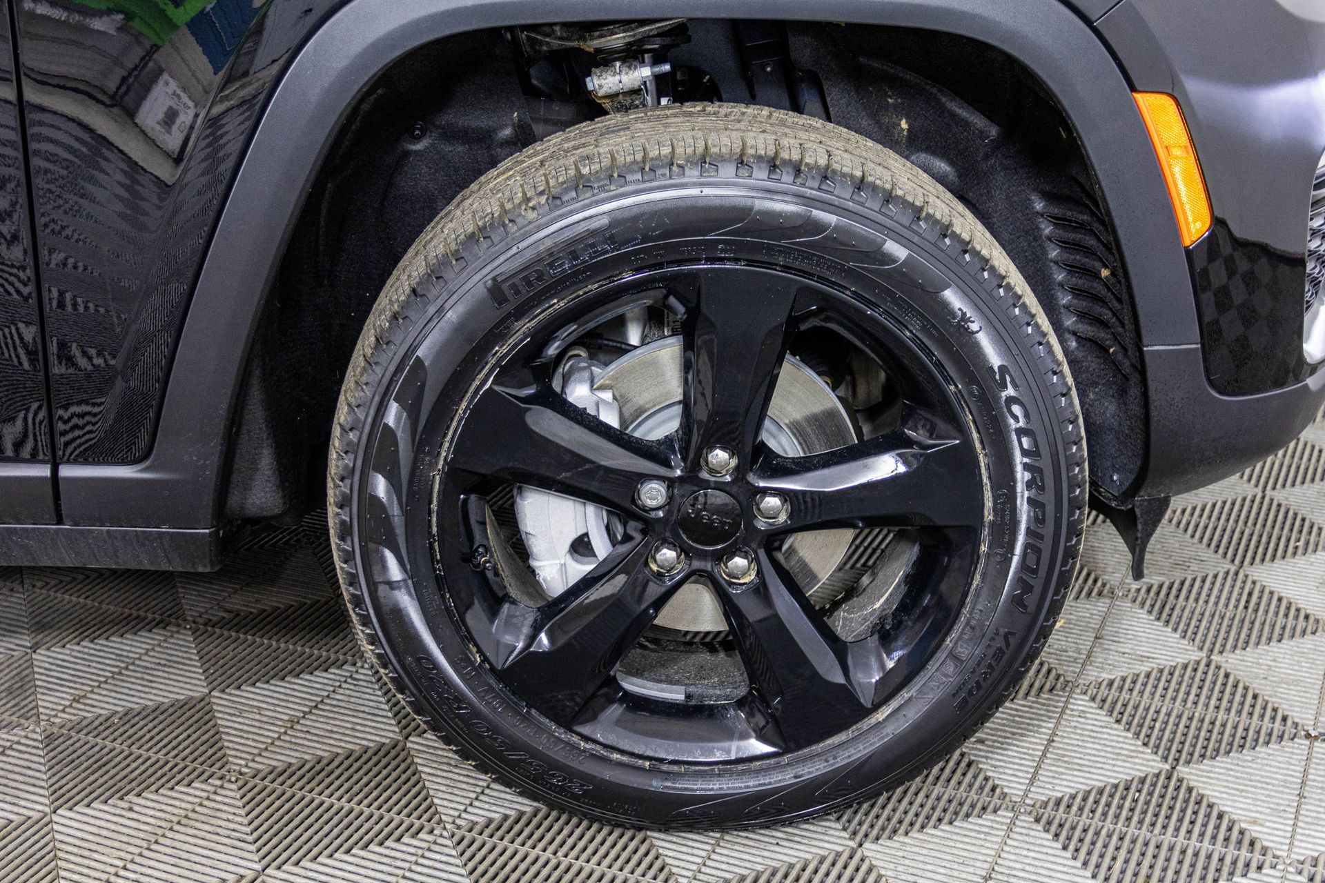 2025 JEEP GRAND CHEROKEE - Image 43