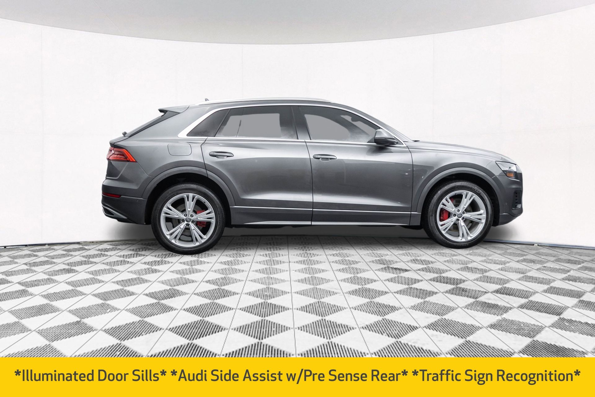 2019 AUDI Q8 - Image 14