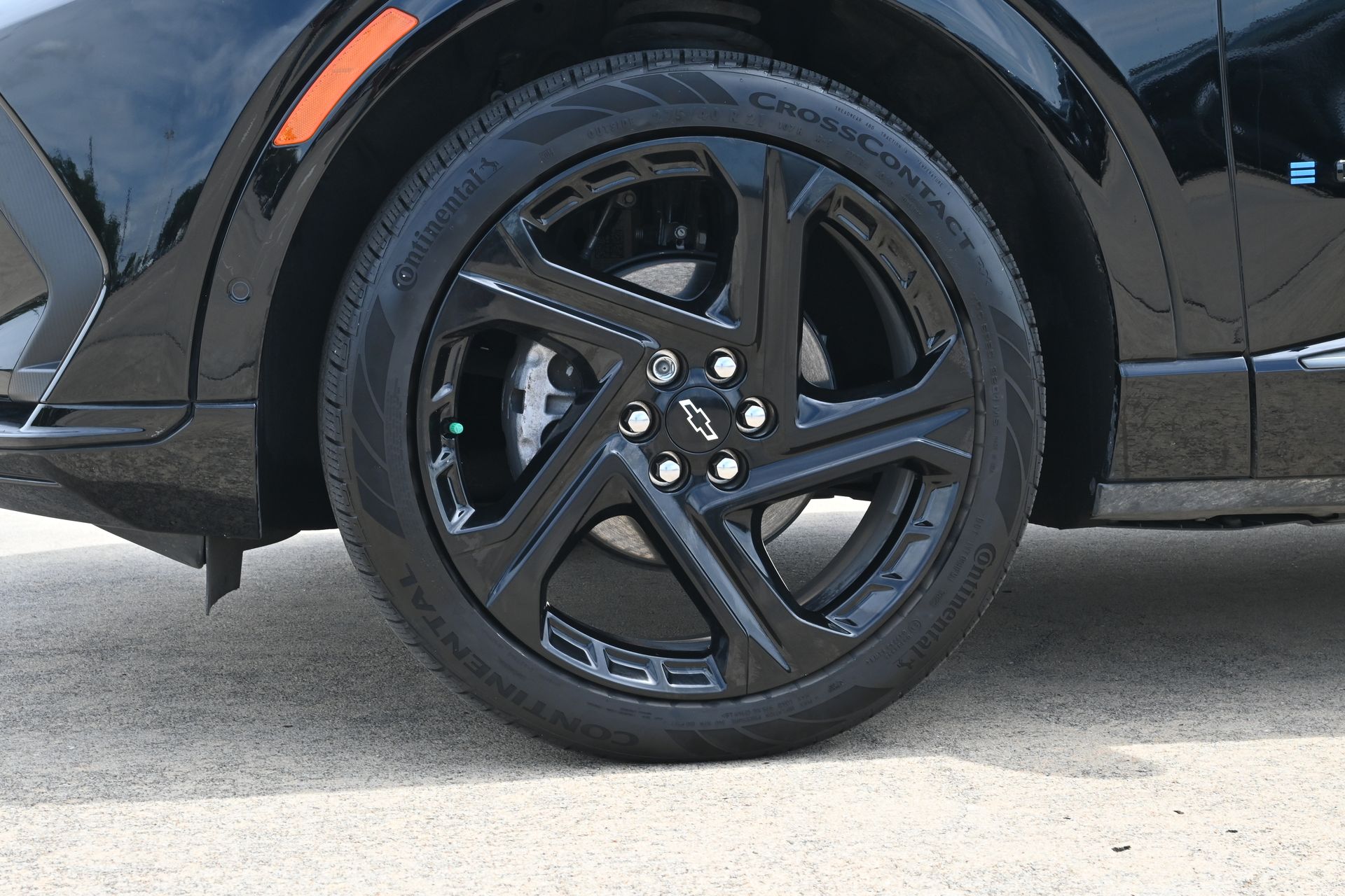 2024 Chevrolet Equinox EV RS Black at Ultimate Motorsports