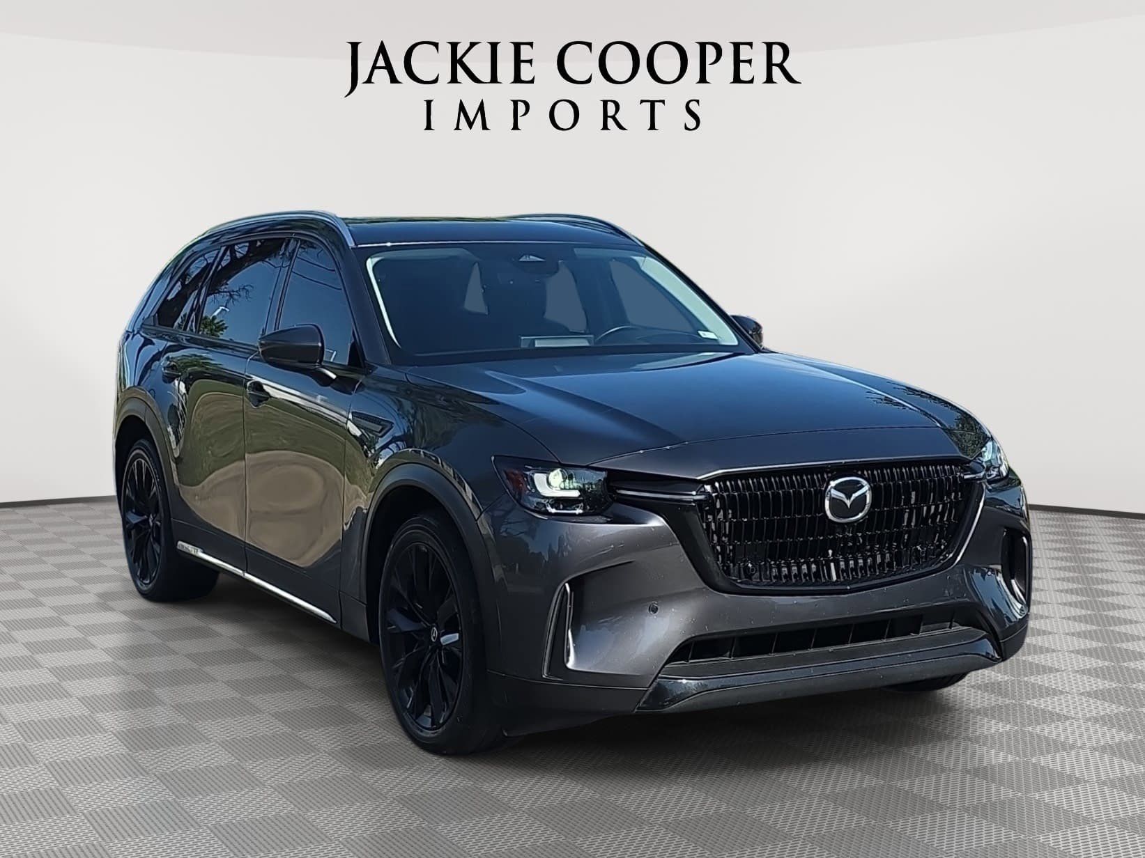 View vehicle photo 3