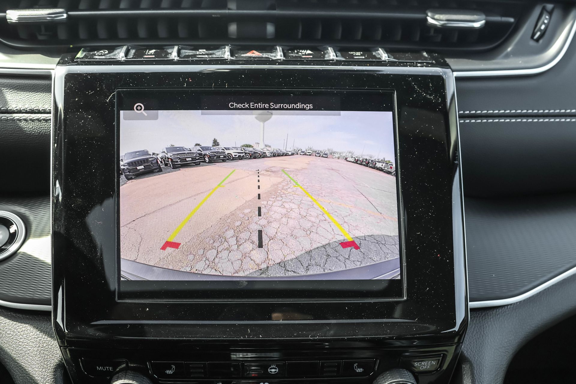 2025 JEEP GRAND CHEROKEE - Image 19