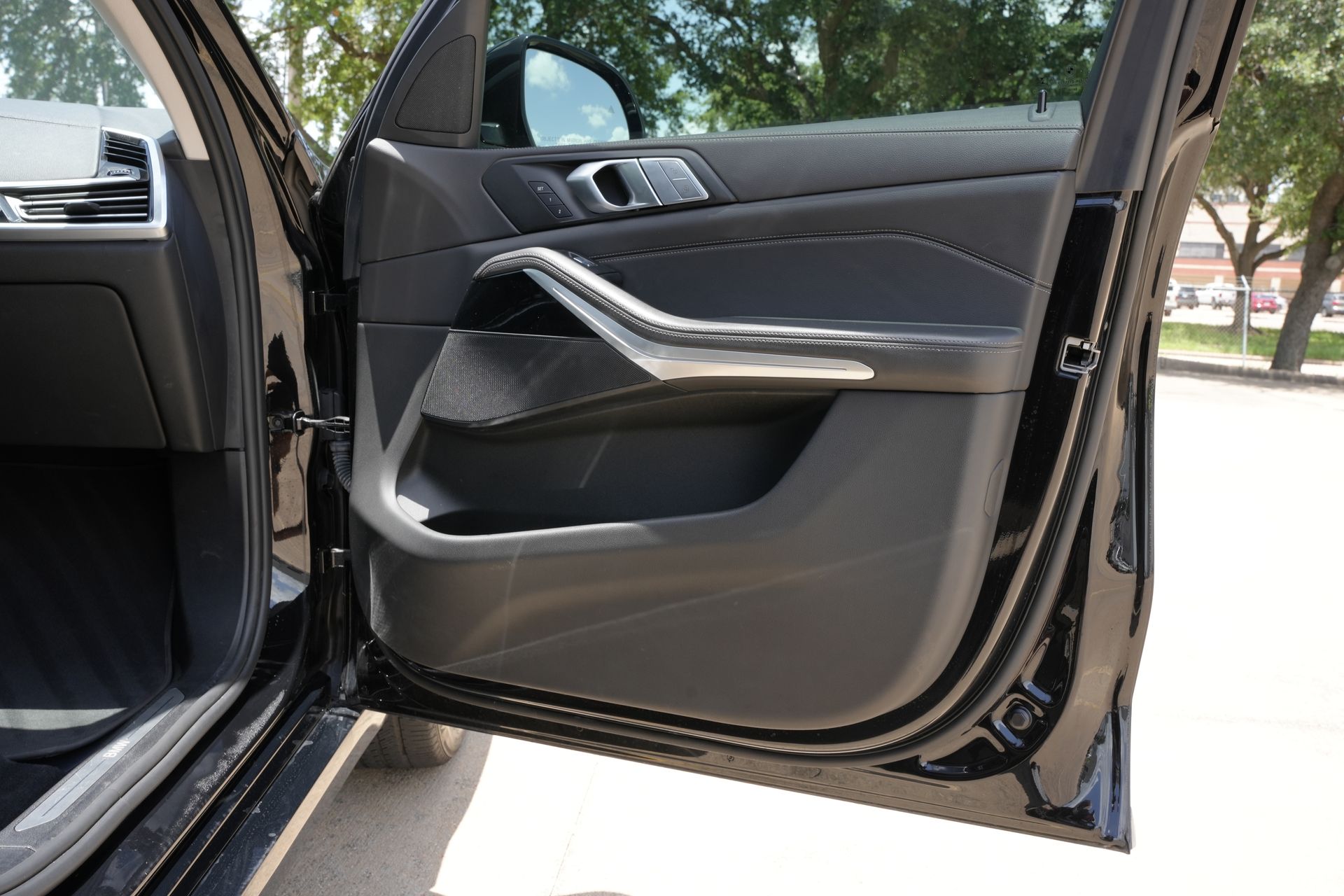 2022 BMW X7 xDrive40i Black at Bayway Cadillac of The Woodlands