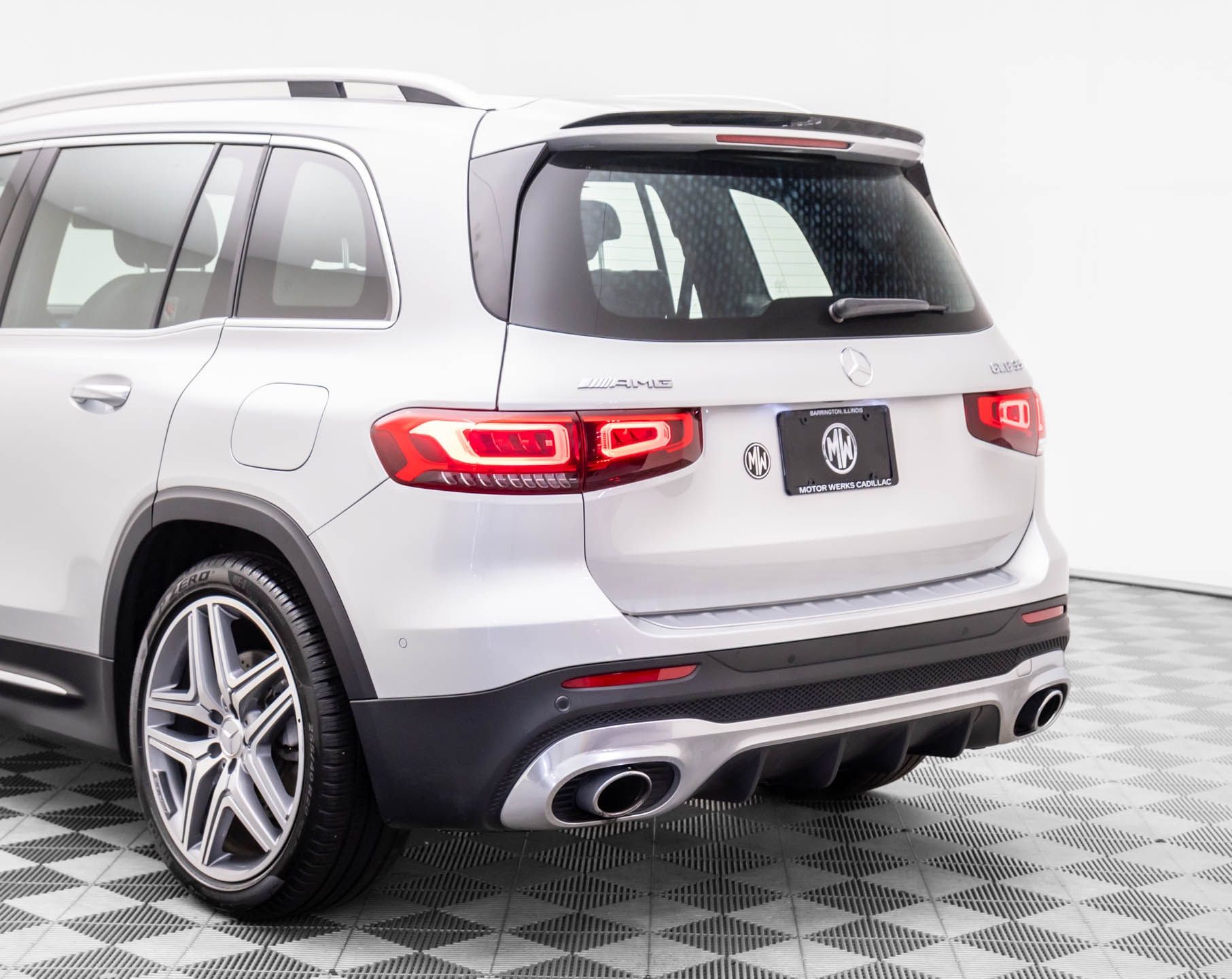 2022 Mercedes-Benz GLB GLB 35 AMG photo