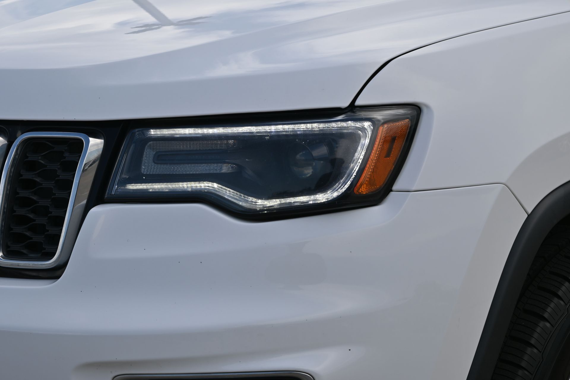 2020 Jeep Grand Cherokee Laredo E White at Westside Lexus