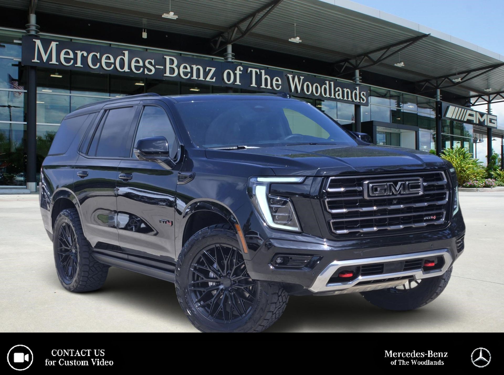 Onyx Black 2026 GMC Yukon SUV / Crossover Four-Wheel Drive