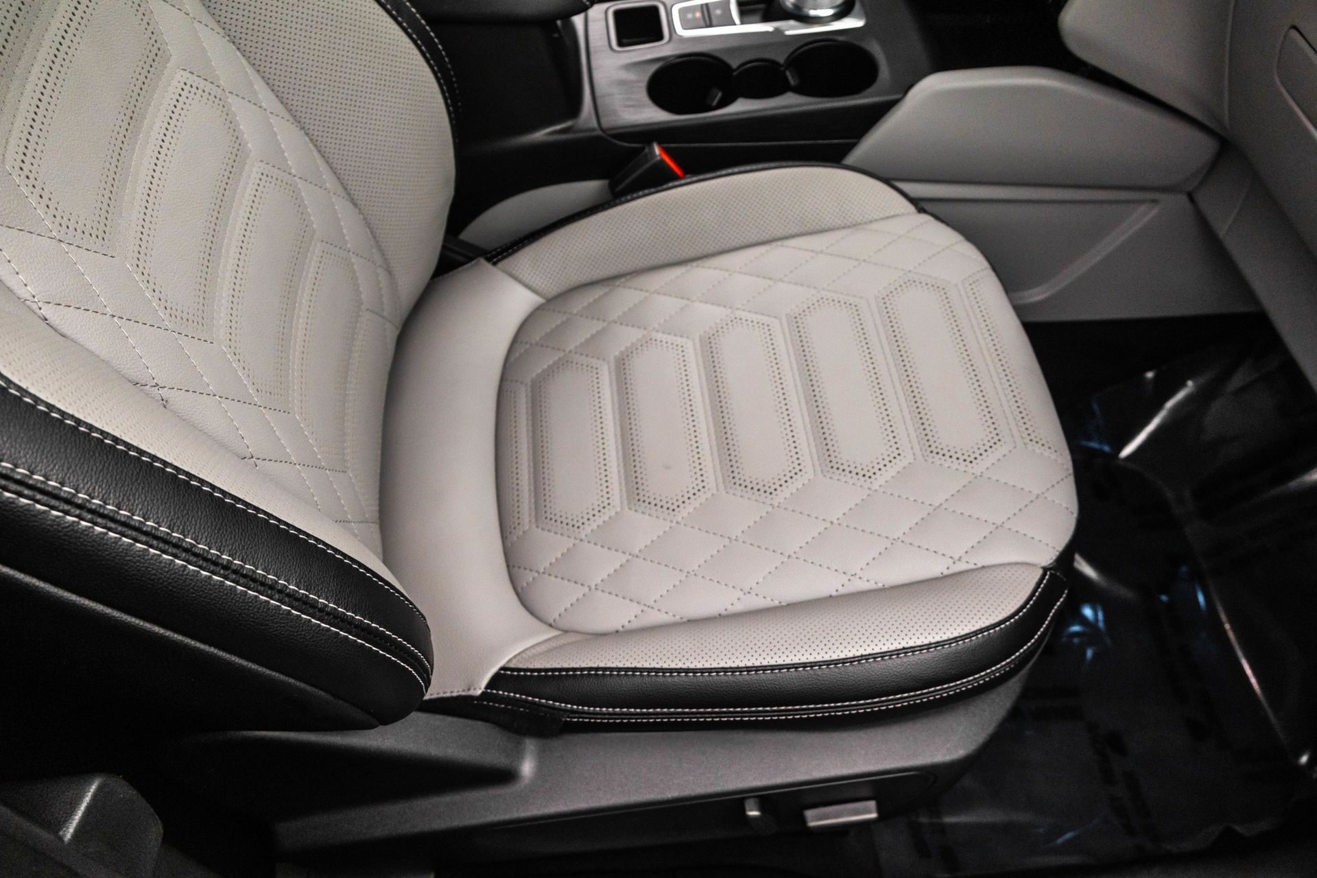 2024 FORD ESCAPE - Image 41