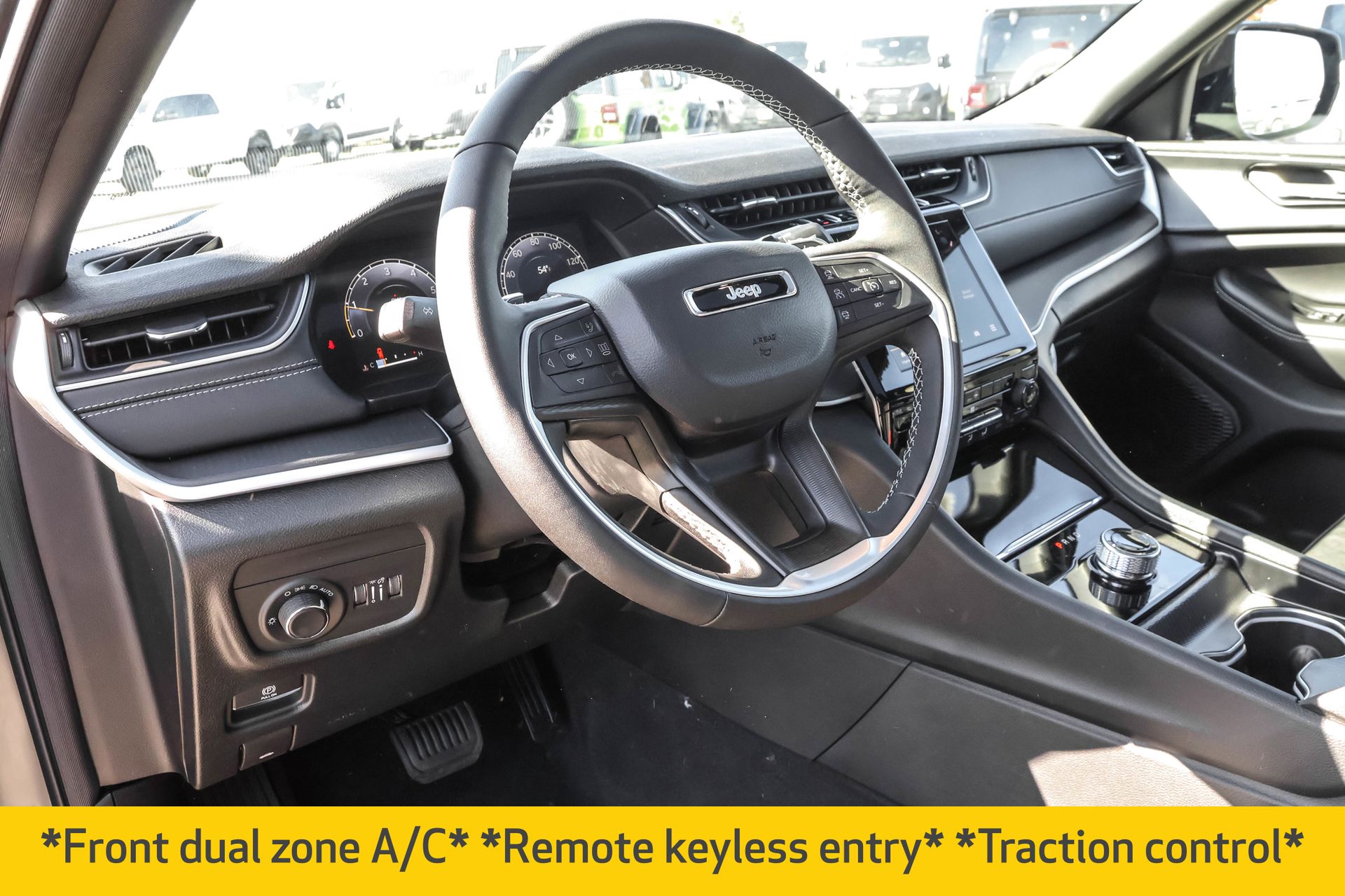 2025 JEEP GRAND CHEROKEE - Image 4