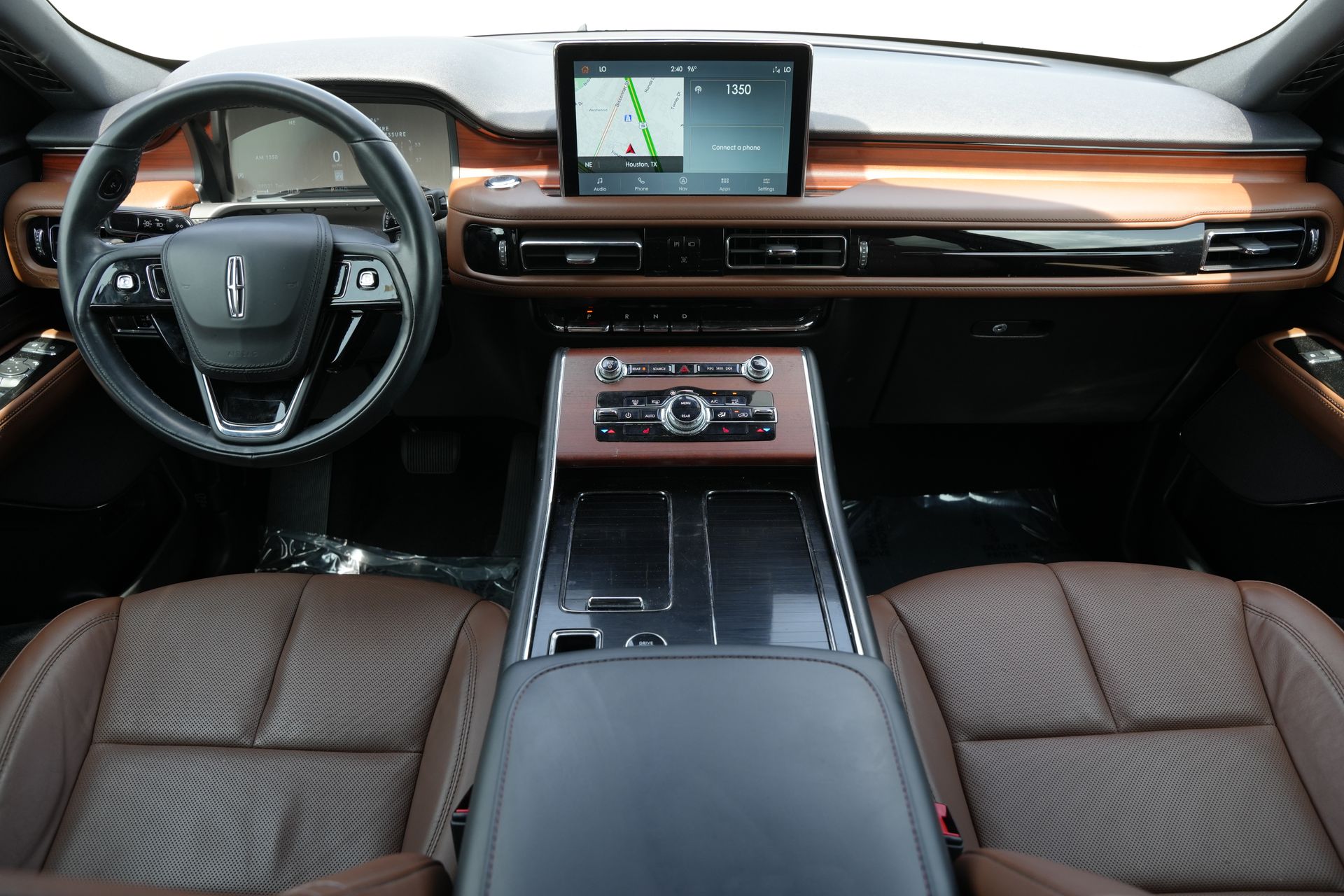 2023 Lincoln Aviator Reserve White at Genesis of Spring