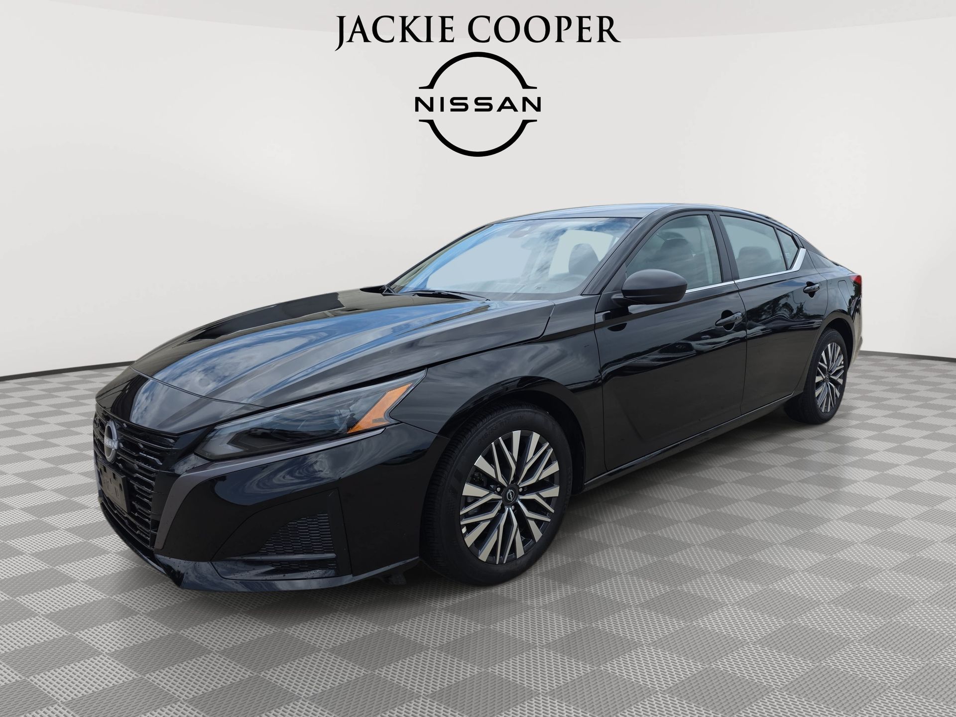 Super Black Clearcoat 2026 Nissan Altima Sedan Front-Wheel Drive Continuously Variable Transmission