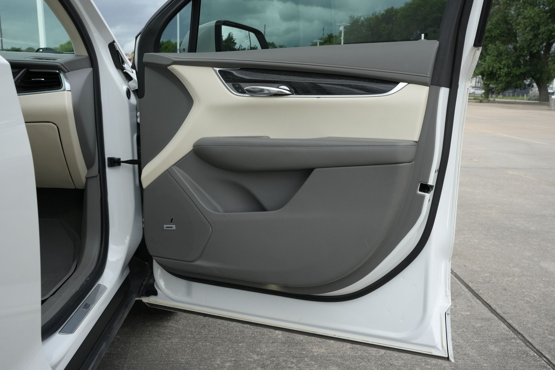 2021 Cadillac XT6 Premium Luxury White at Bayway Cadillac Southwest