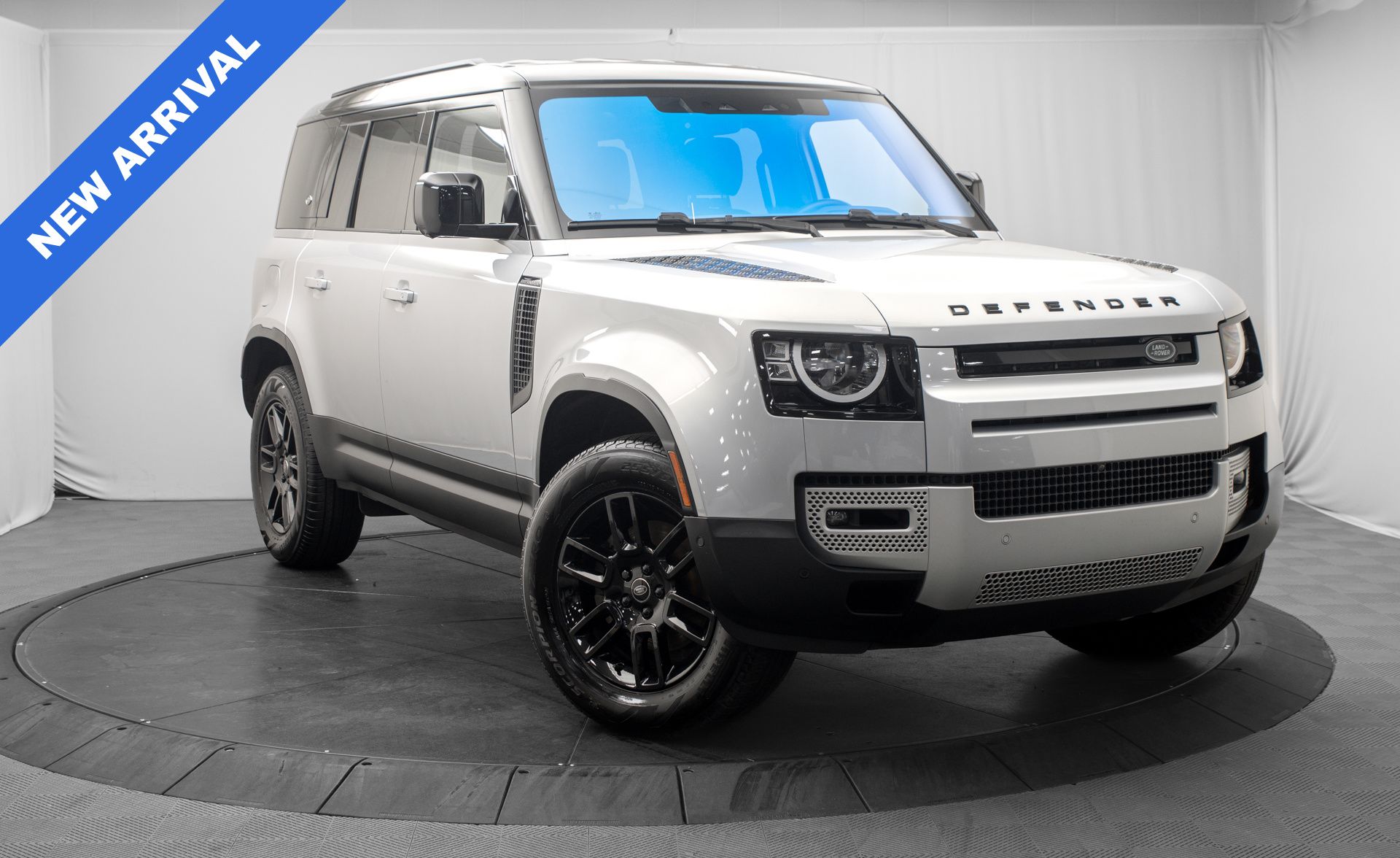 Hakuba Silver Metallic 2023 Land Rover Defender 110 S AWD SUV / Crossover All-Wheel Drive 8-Speed Automatic
