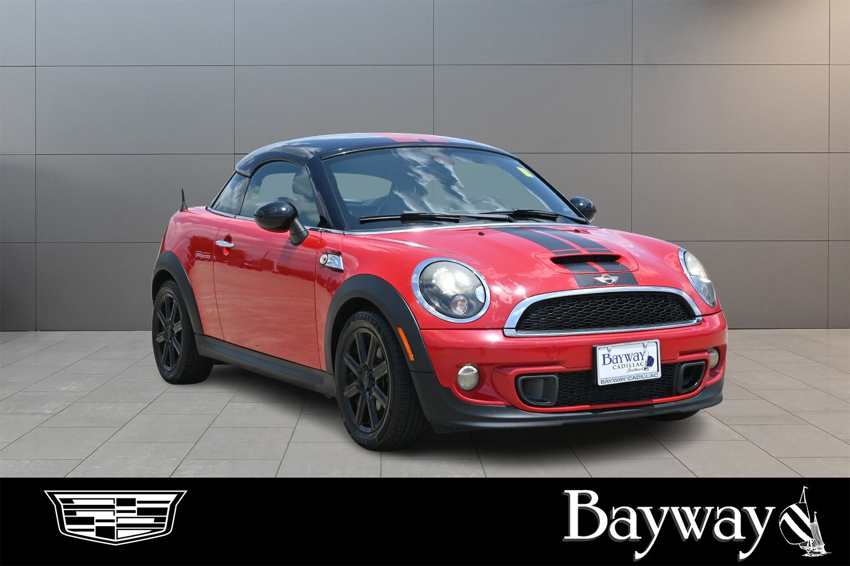 2015 MINI Cooper S Base Red at Ultimate Motorsports