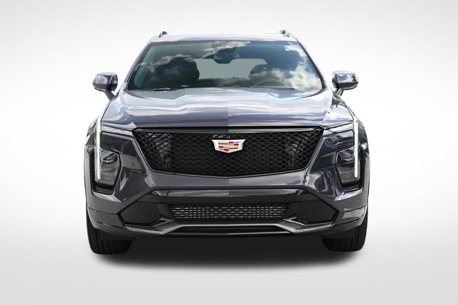 2024 Cadillac XT4 Sport 8