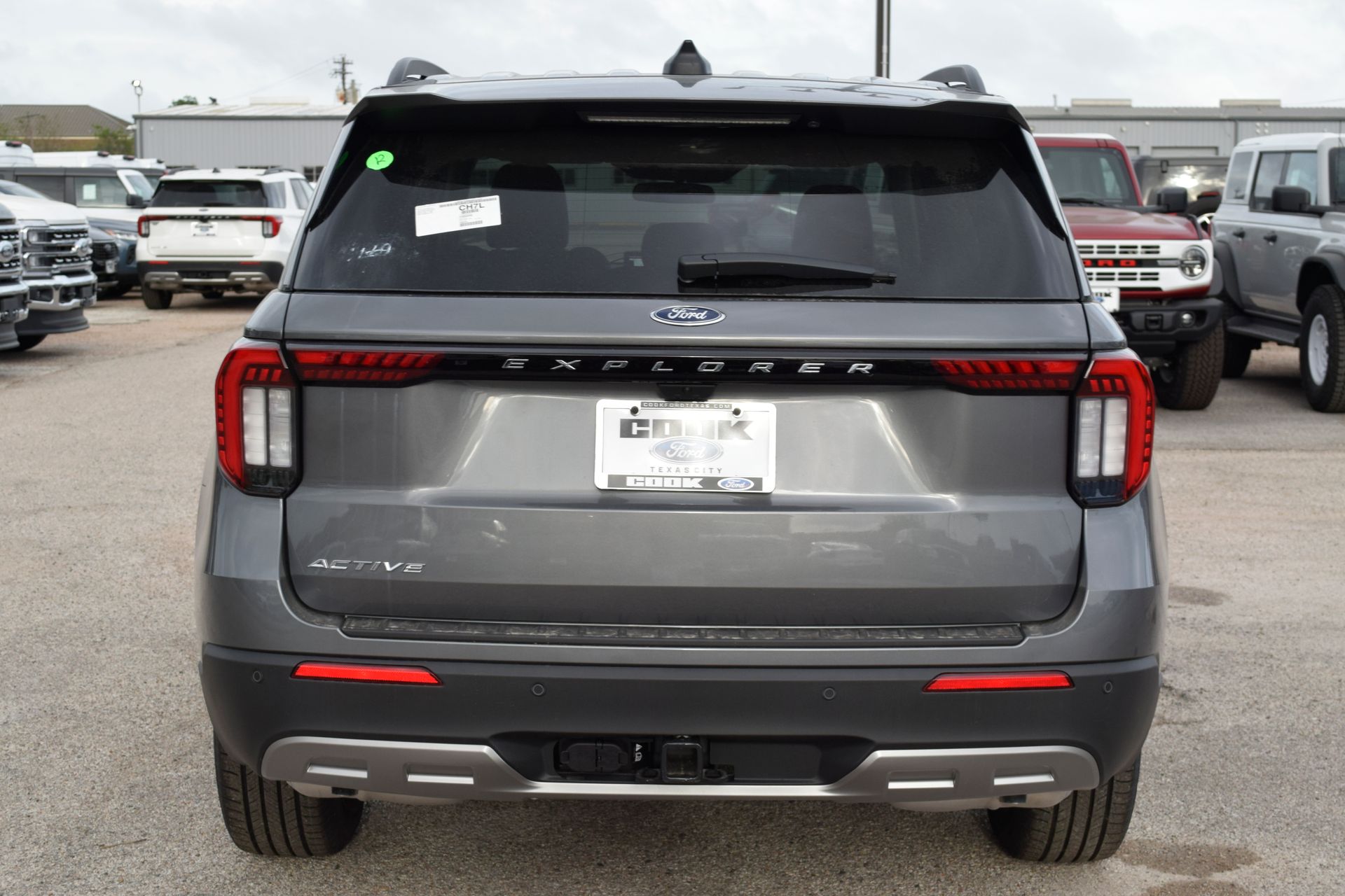 View vehicle photo 5