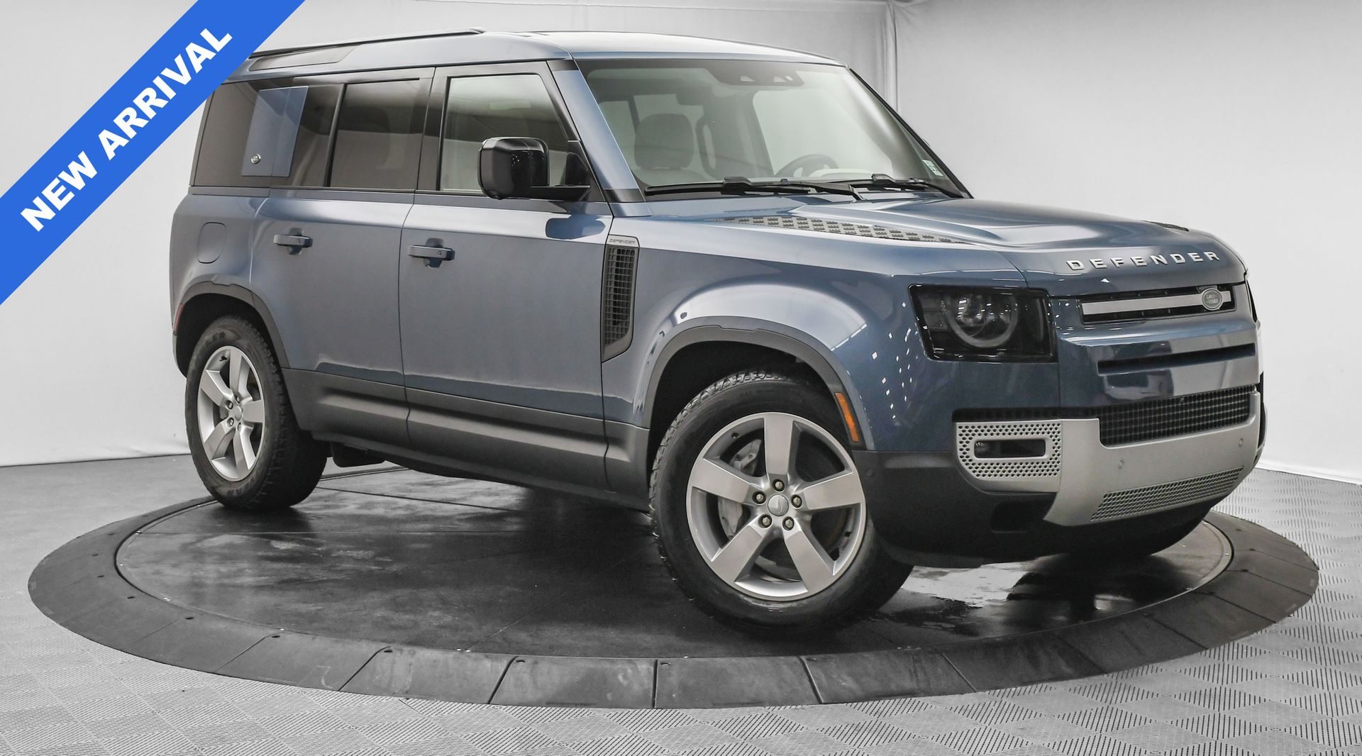 2024 Land Rover Defender 110 S