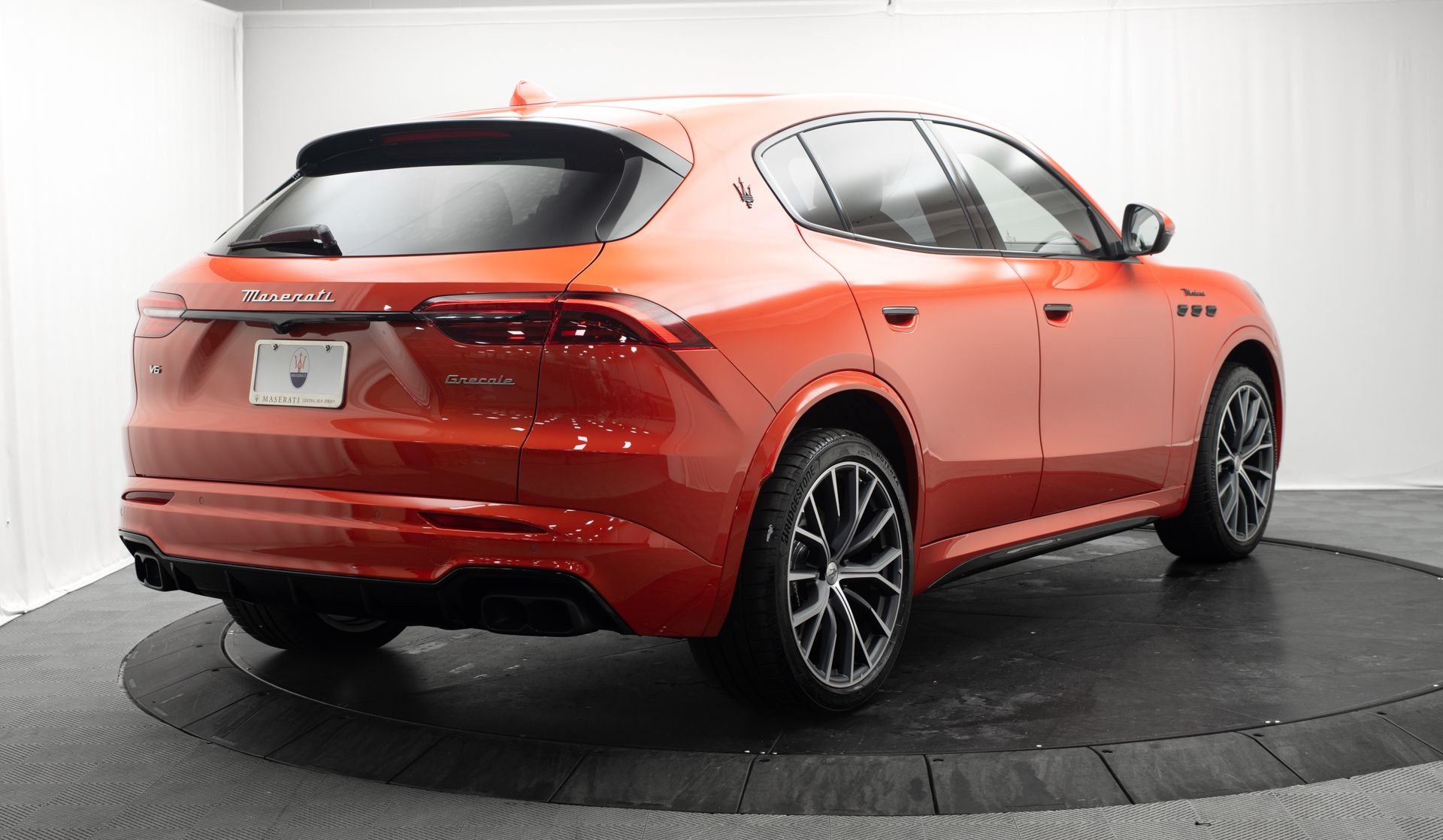 New Devil Orange Metallic 2026 Maserati Grecale Modena for Sale in