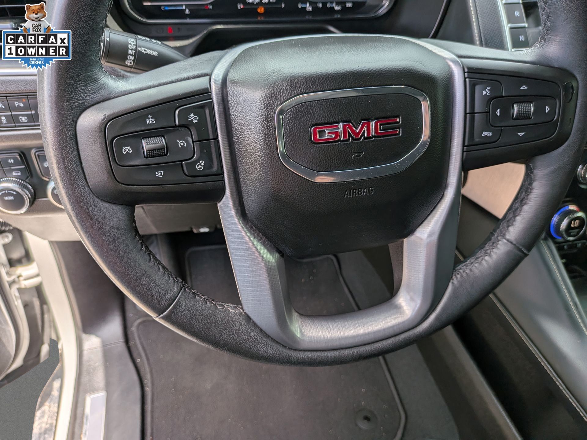 2022 GMC Yukon SLT White at Community Honda