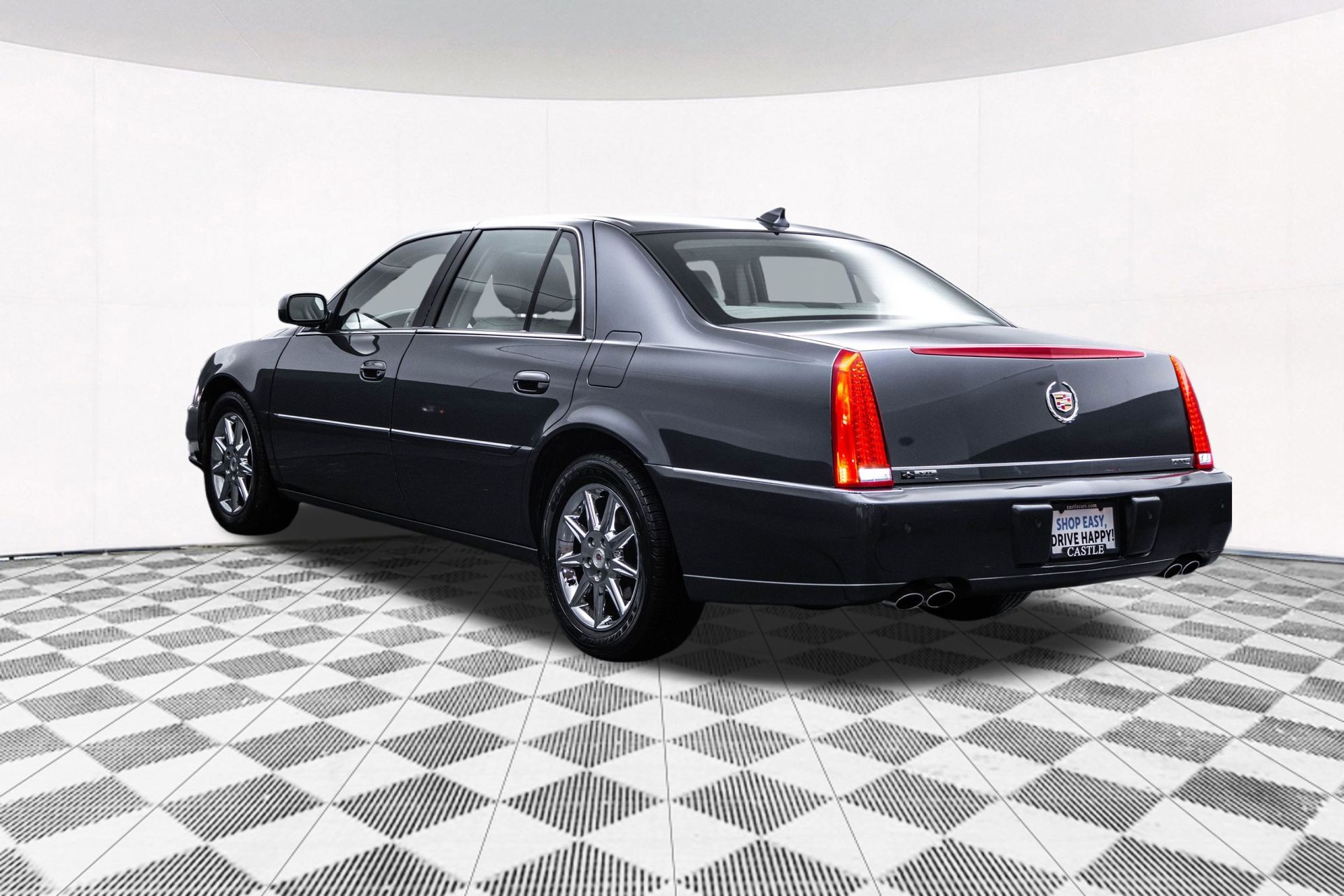 2011 CADILLAC DTS - Image 9