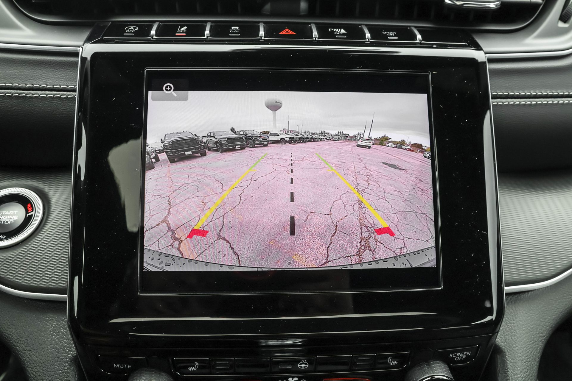 2025 JEEP GRAND CHEROKEE - Image 19