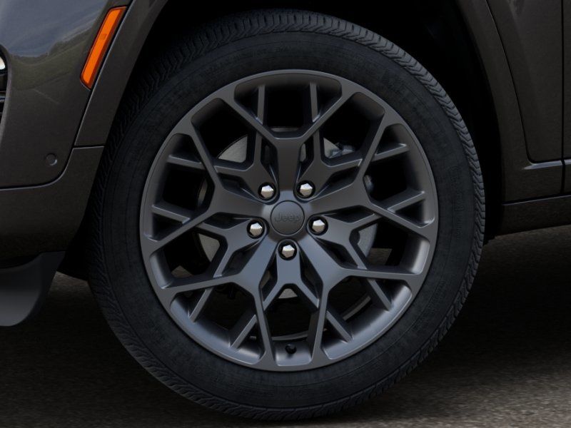 2025 JEEP GRAND CHEROKEE - Image 13