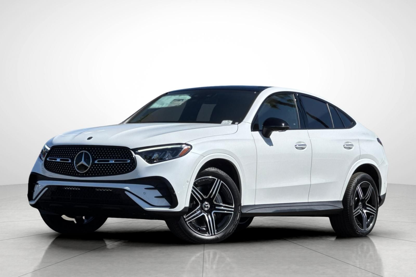 Moonlight White Metallic 2026 Mercedes-Benz GLC SUV / Crossover All-Wheel Drive 9-Speed Automatic