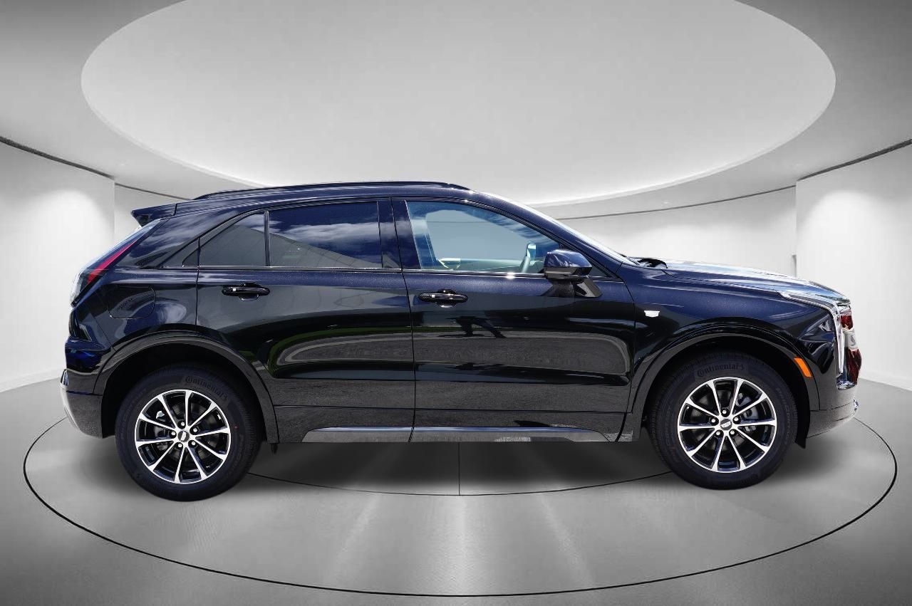 2024 Cadillac XT4 Sport 6