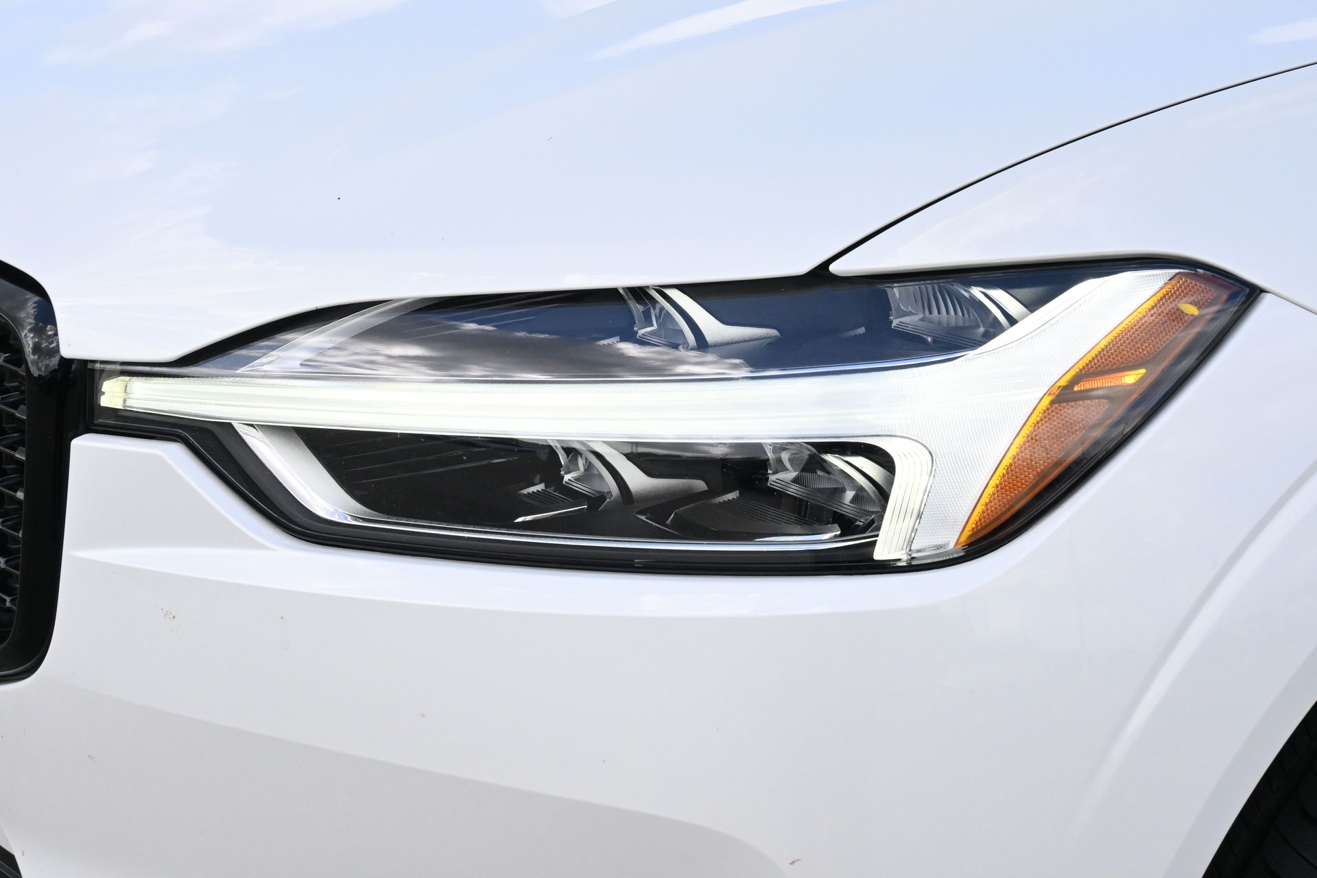 2021 Volvo XC60 T5 R-Design White at Ultimate Motorsports