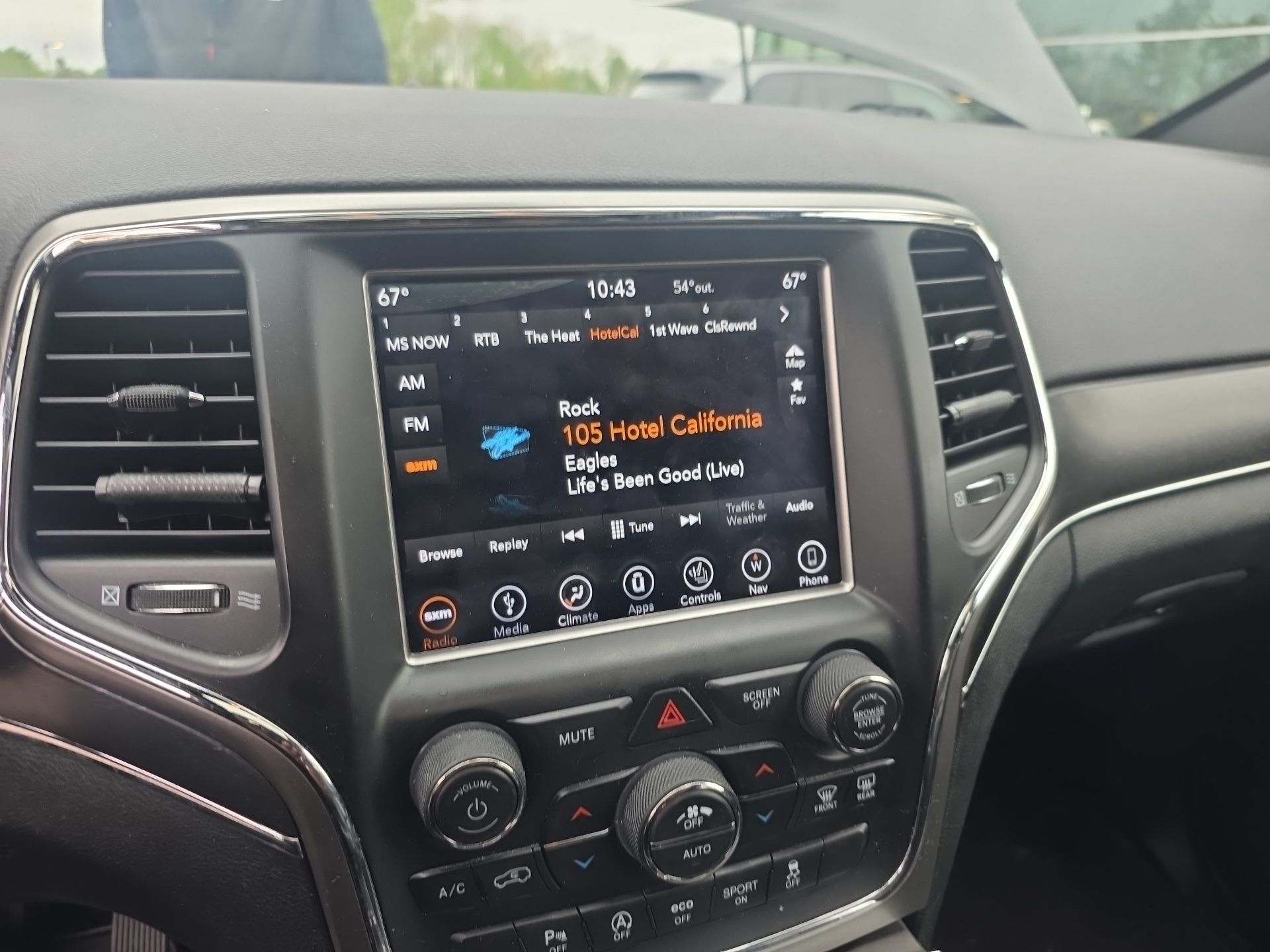 used 2018 Jeep Grand Cherokee car, priced at $17,620