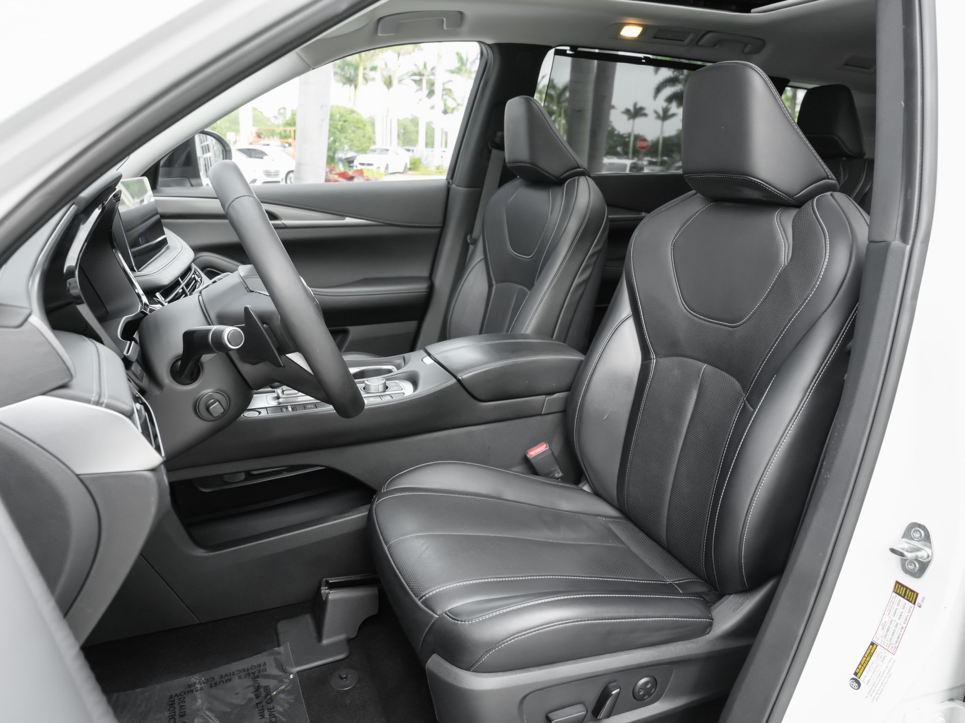 used 2023 INFINITI QX60 car, priced at $31,650