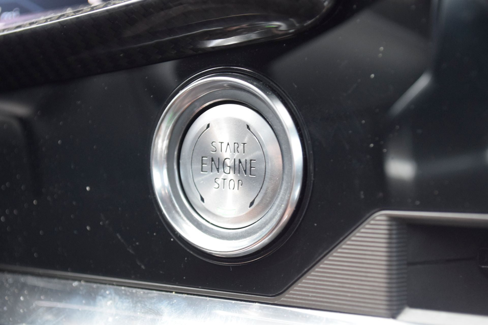 2020 Chevrolet Corvette Stingray - 10