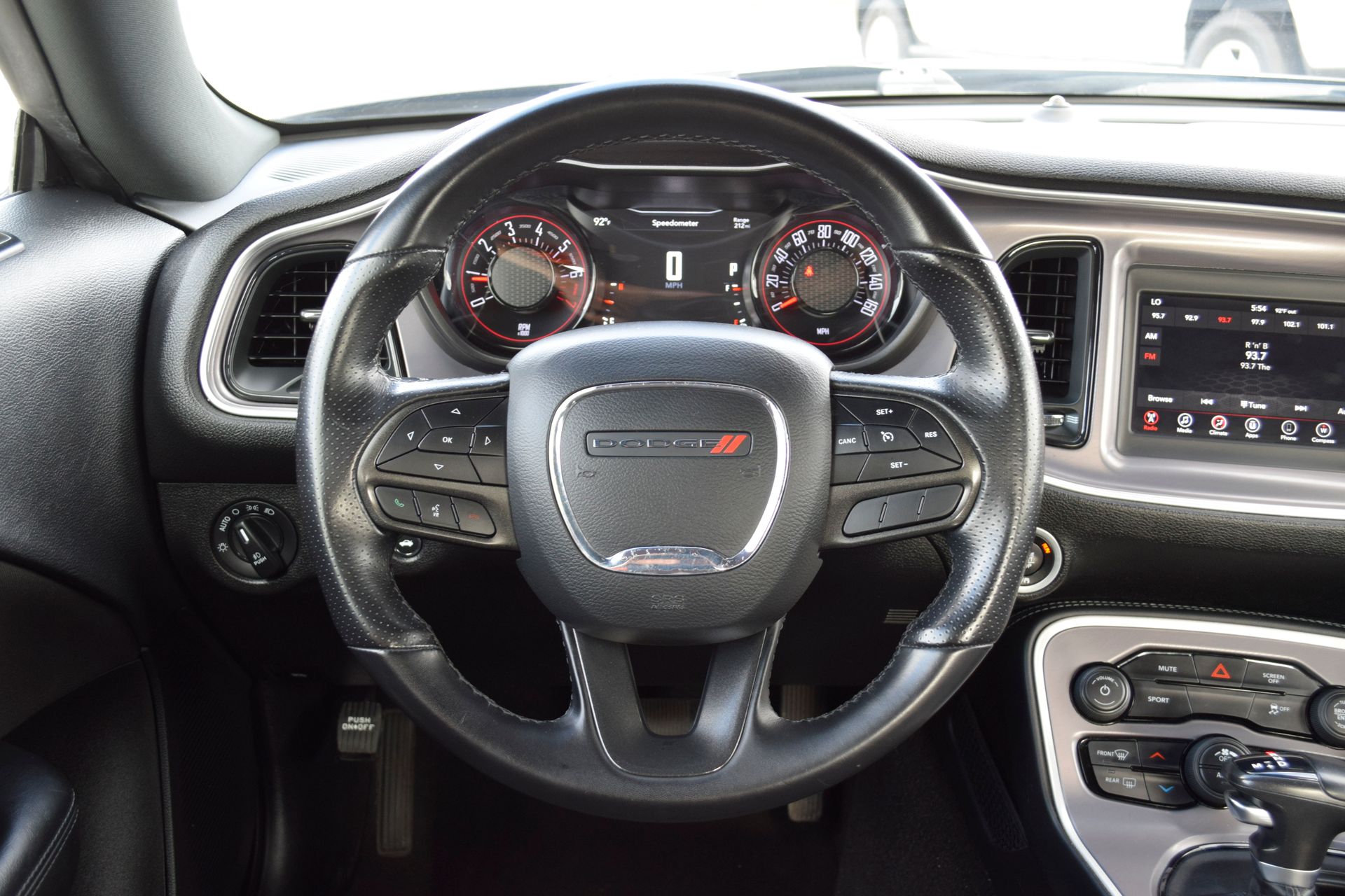 2022 Dodge Challenger SXT - 5
