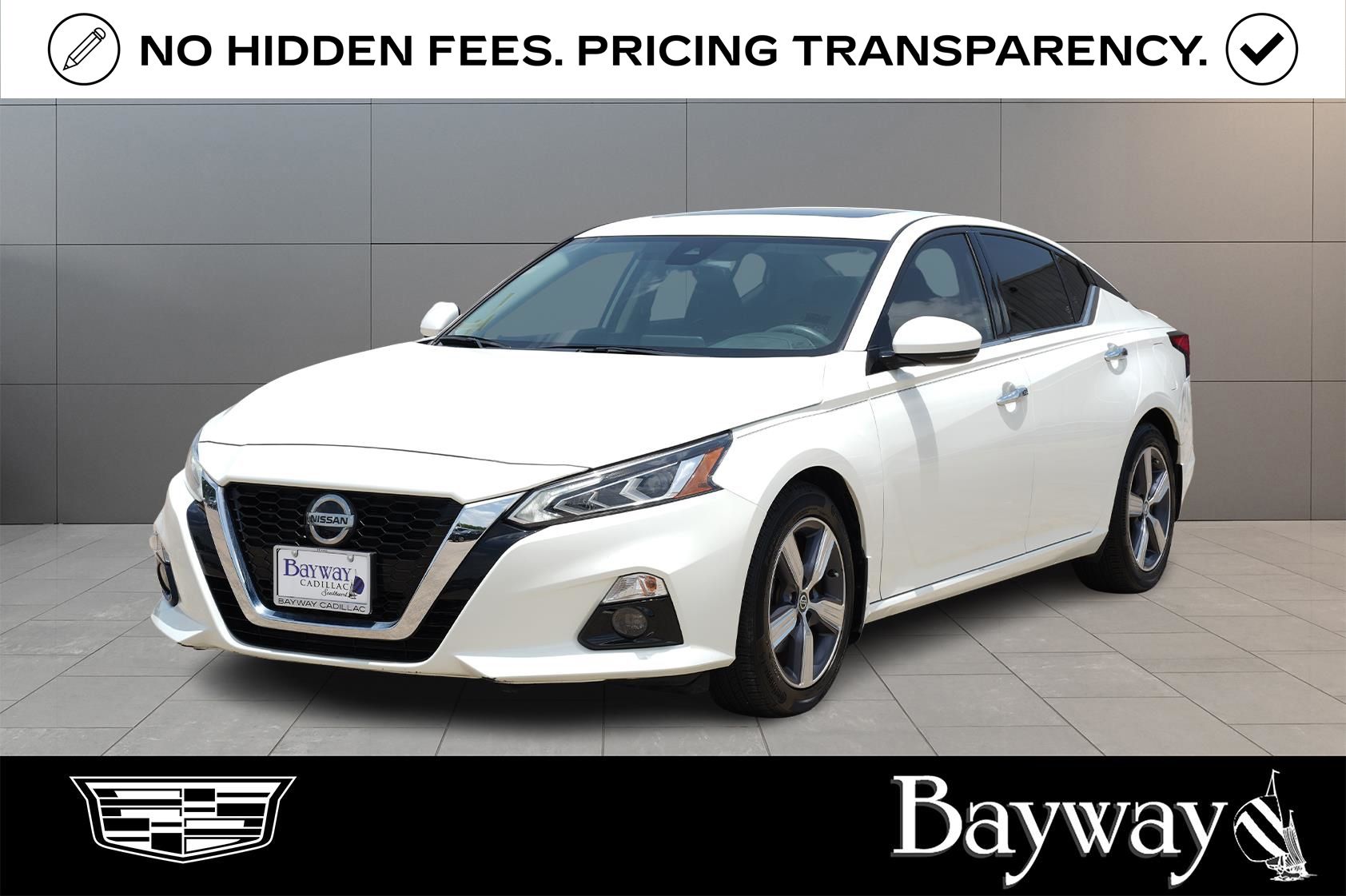 Pearl White Tricoat 2022 Nissan Altima Sedan Front-Wheel Drive Continuously Variable Transmission