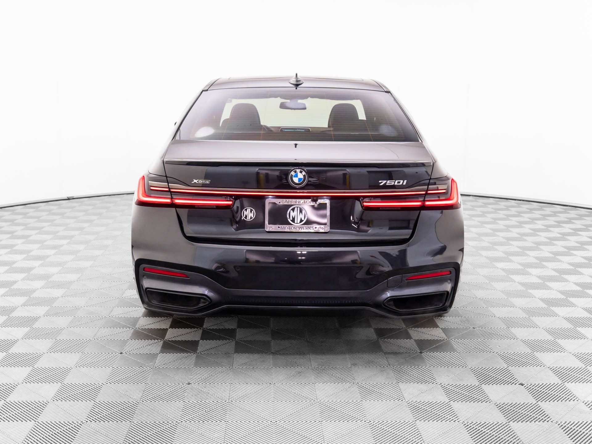 2021 BMW 7-Series 750i xDrive photo