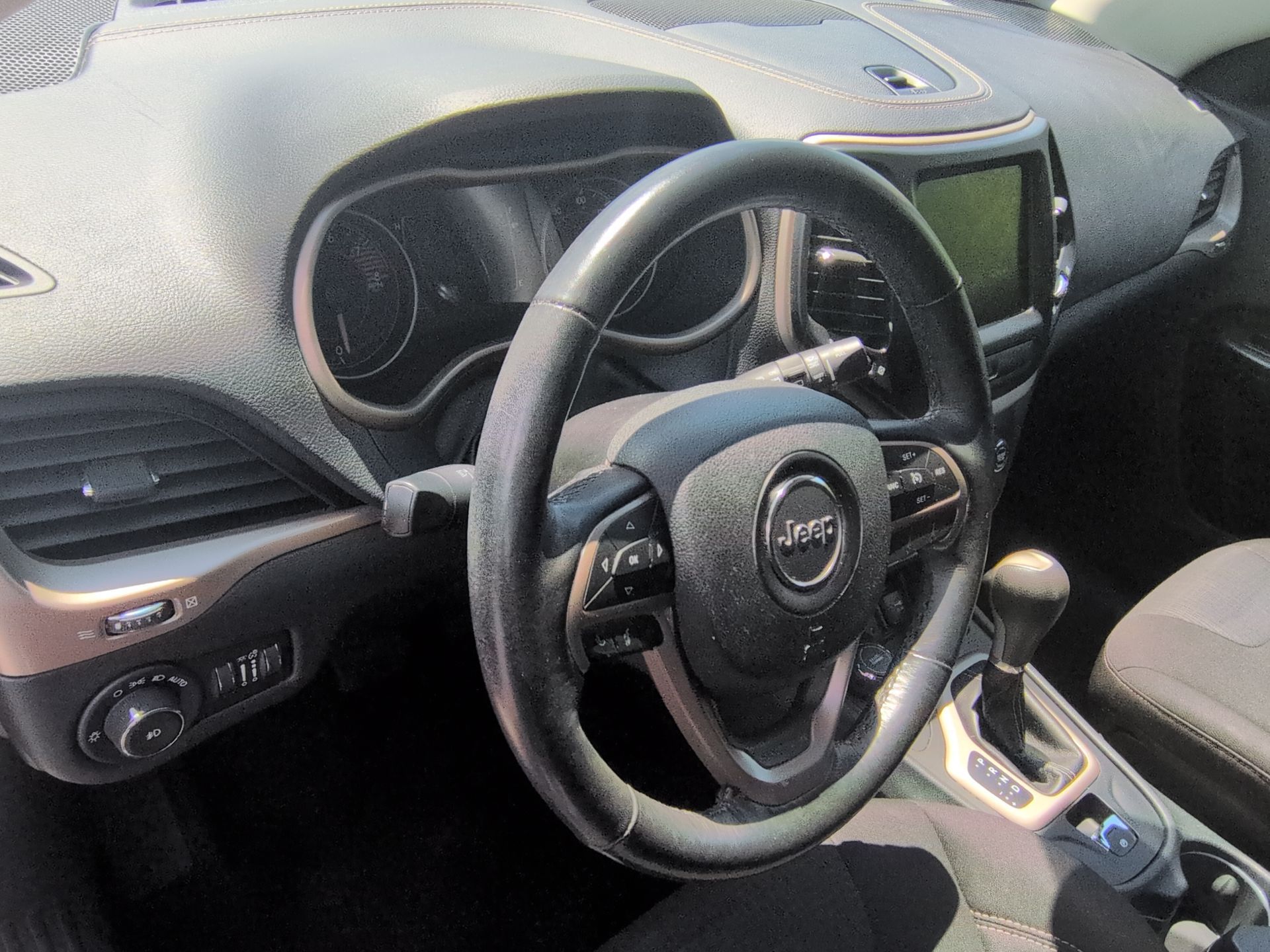 used 2016 Jeep Cherokee car, priced at $9,270