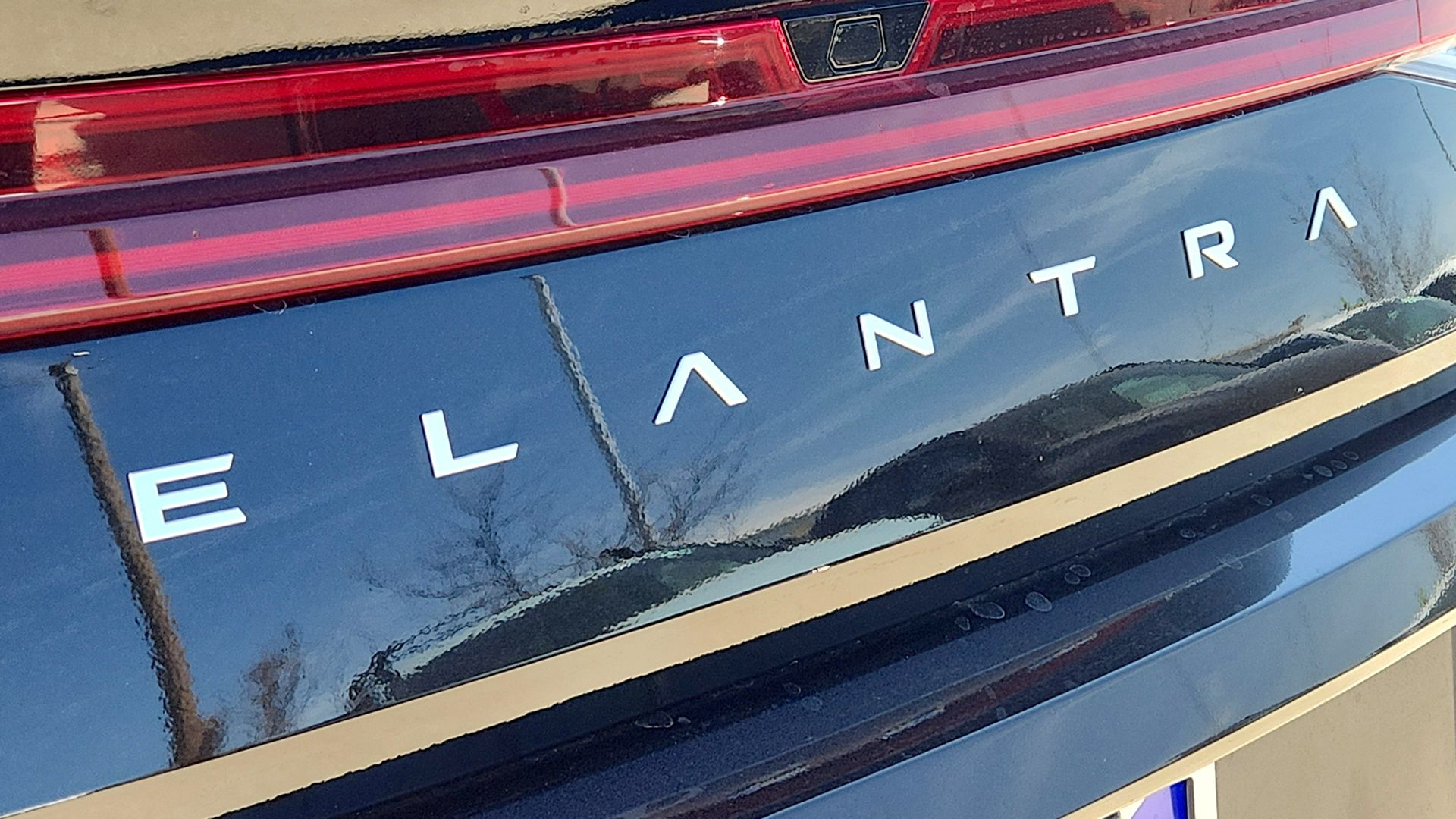 2026 Hyundai Elantra Hybrid