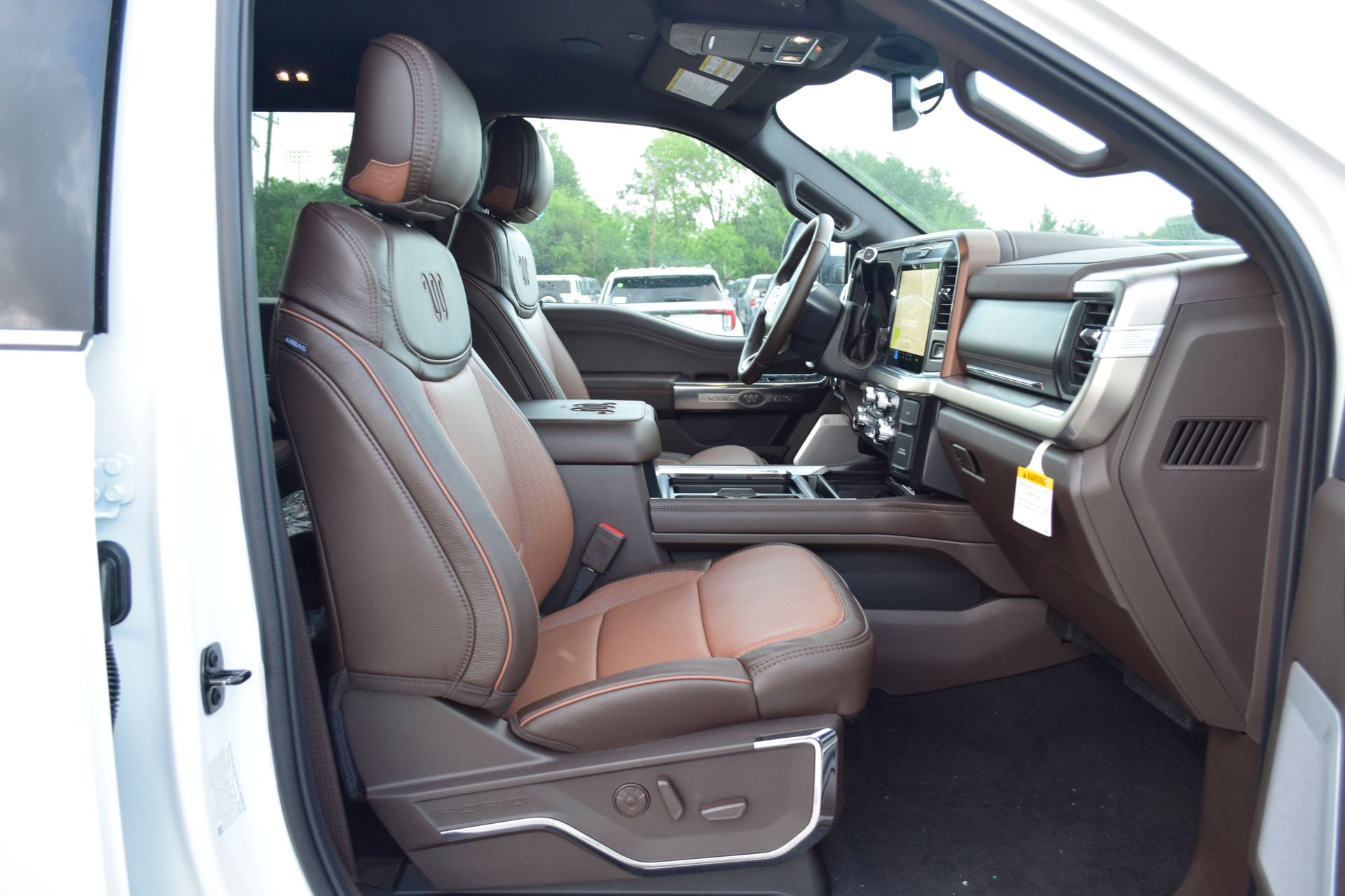 2026 Ford F-250SD King Ranch White at EAG Ford Navasota