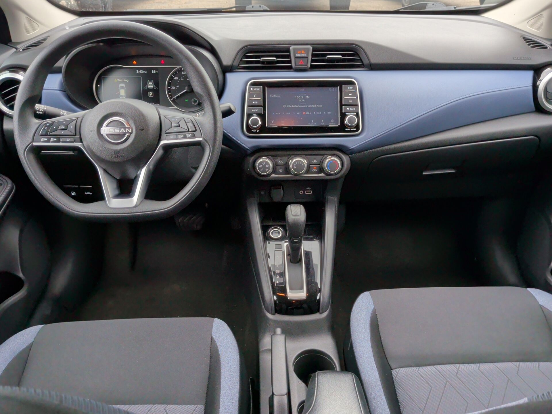 2024 Nissan Versa 1.6 SV - 11