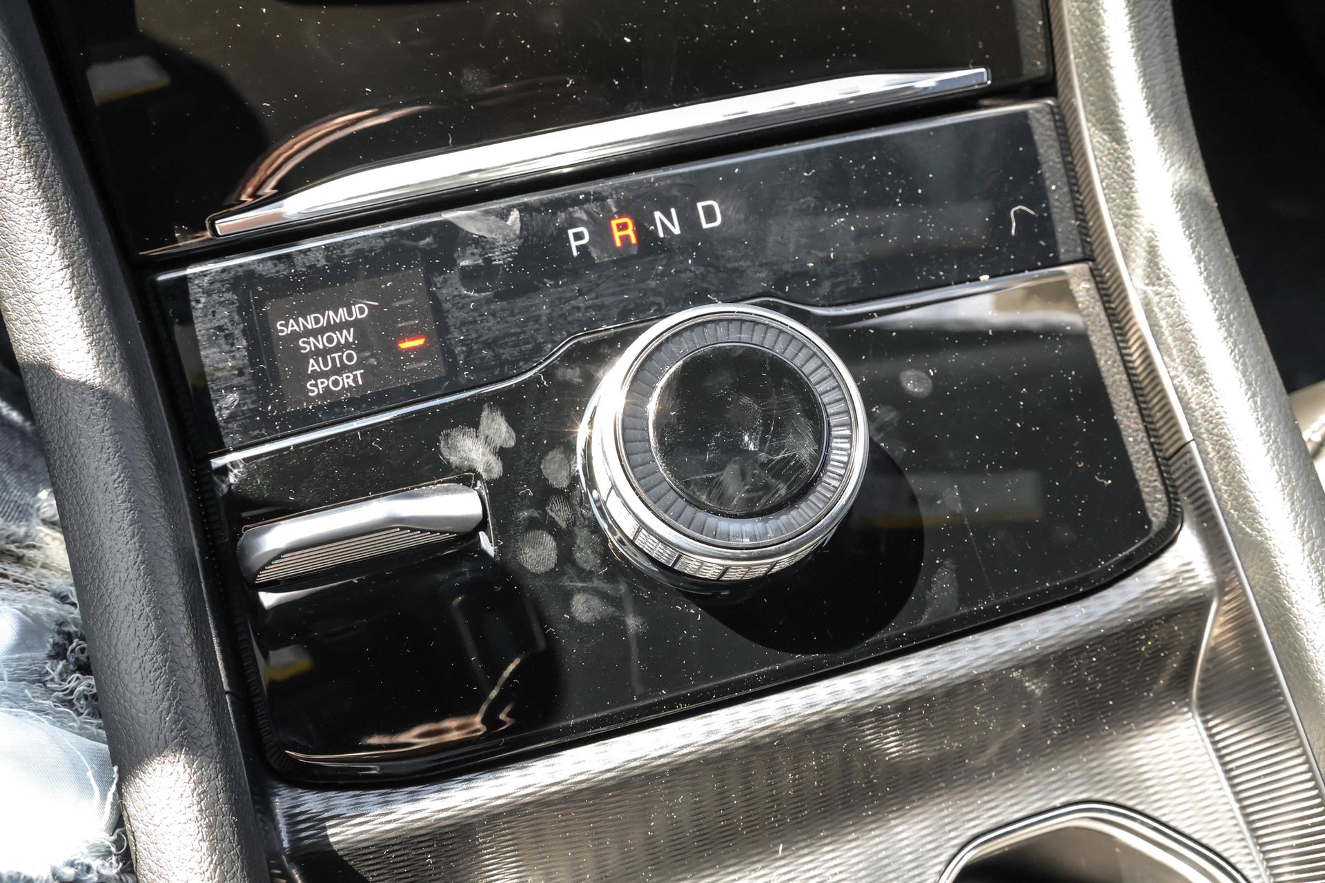 2025 JEEP GRAND CHEROKEE - Image 23