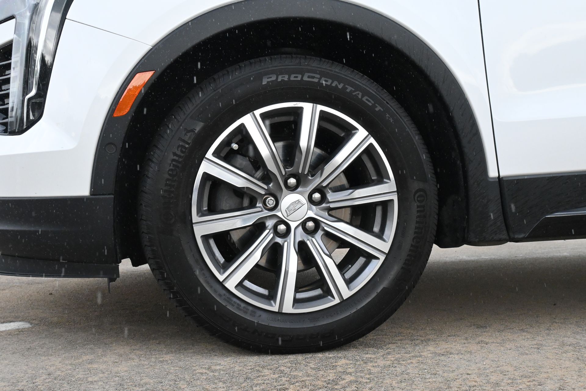 2022 Cadillac XT4 Sport White at Tom Peacock Cadillac