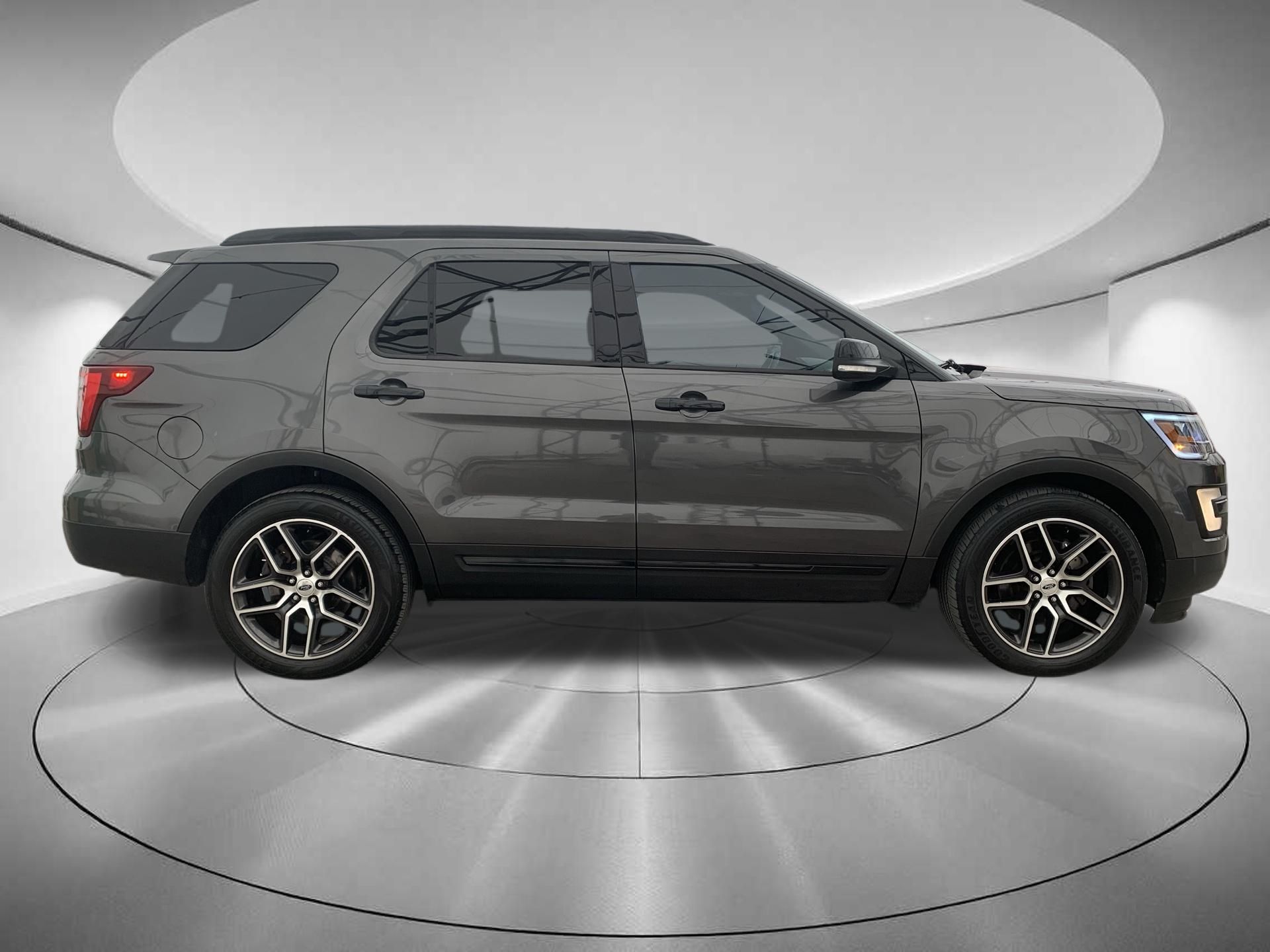 2016 Ford Explorer Sport 7