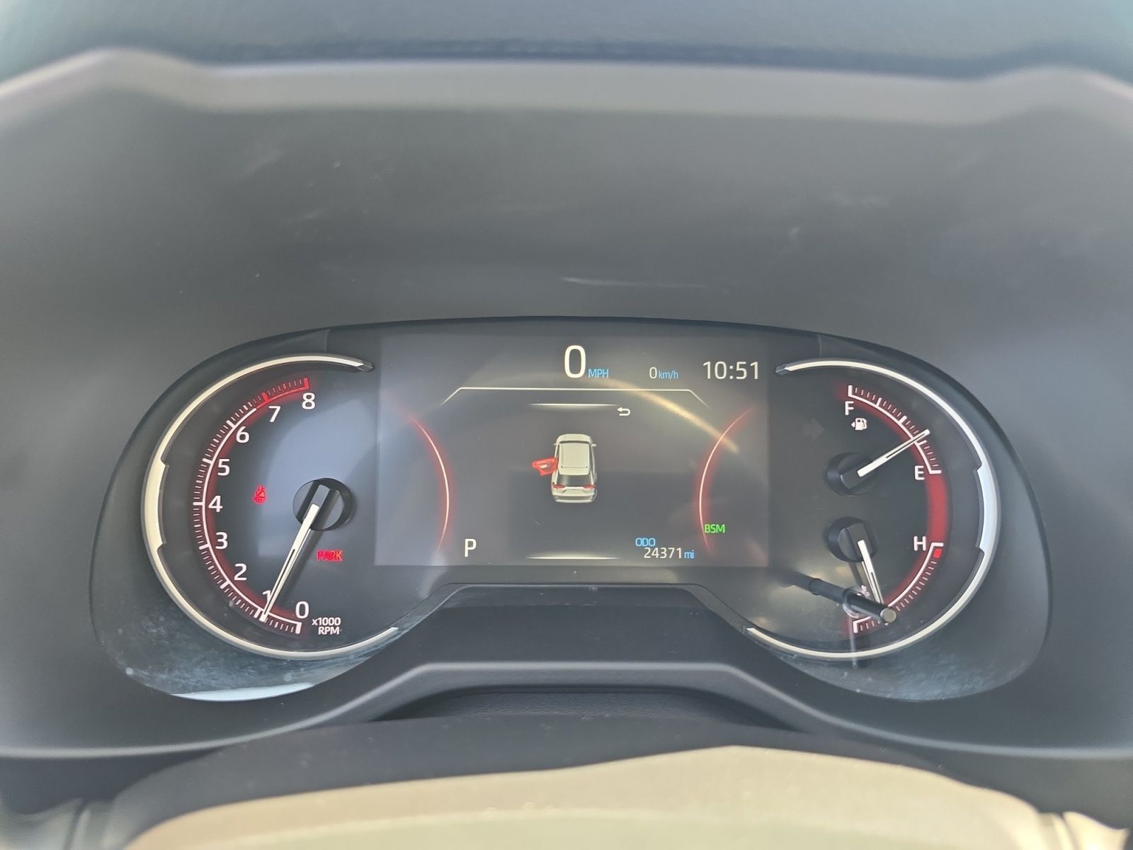 2025 Toyota RAV4 XLE - Photo 20