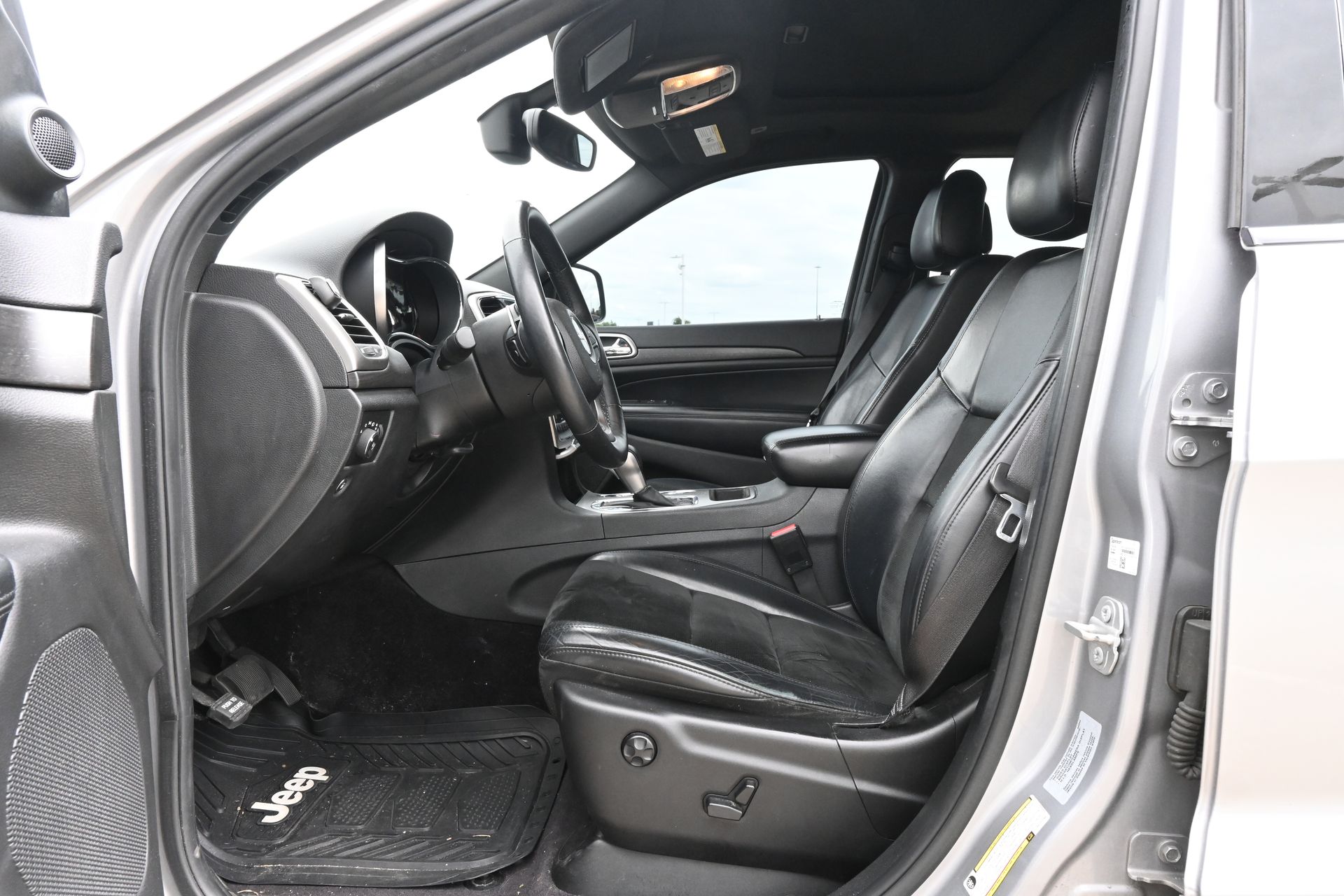 2017 Jeep Grand Cherokee Altitude Silver at DeMontrond Auto Country